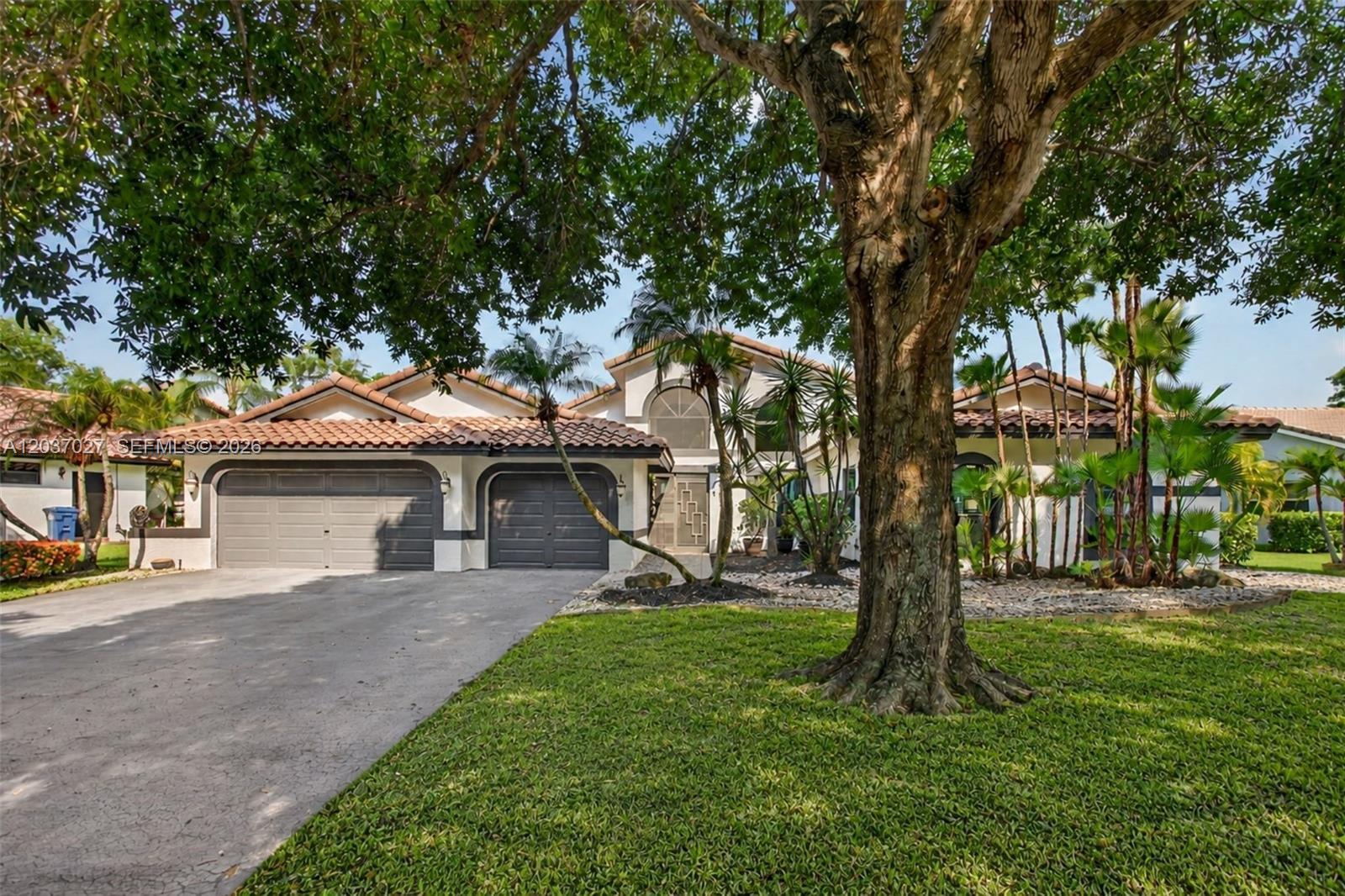 5366 NW 85th Ave, Coral Springs FL 33067