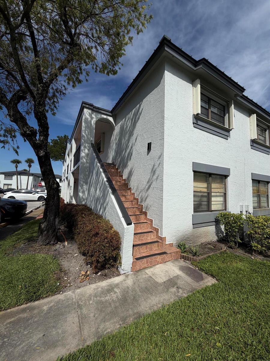 18290 Mediterranean Boulevard # 506, Hialeah FL 33015 photo 2