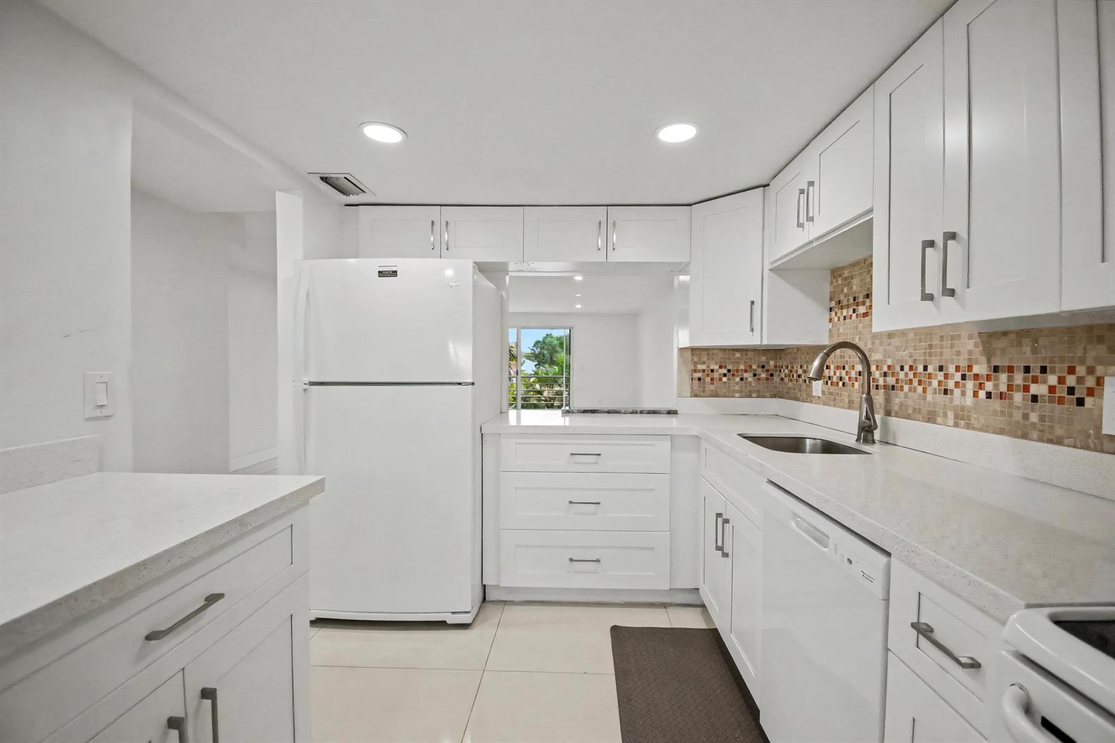 10110 Boca Entrada Blvd # 305, Boca Raton FL 33428 photo 5