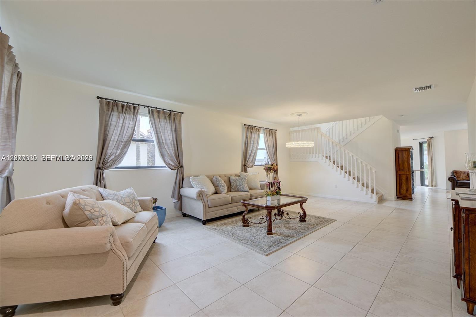 9260 W 35th Ln, Hialeah FL 33018 photo 2