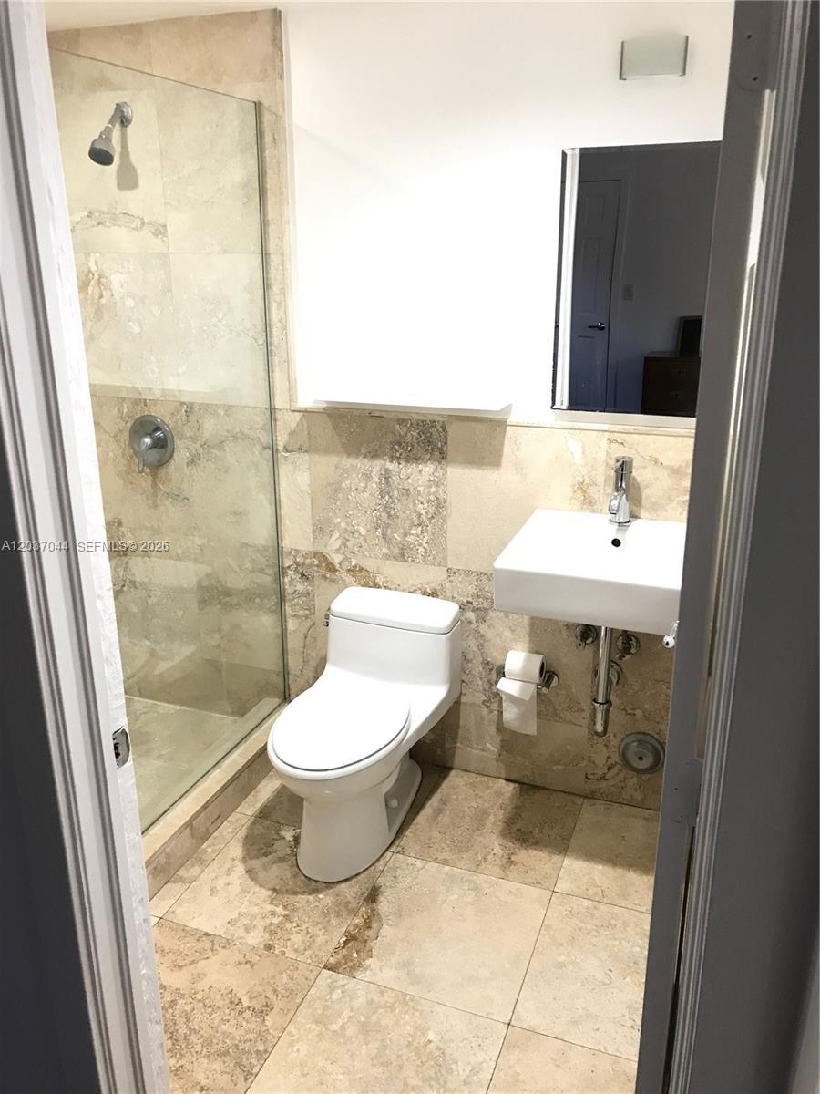 731 6th St, Miami Beach FL 33139 photo 5