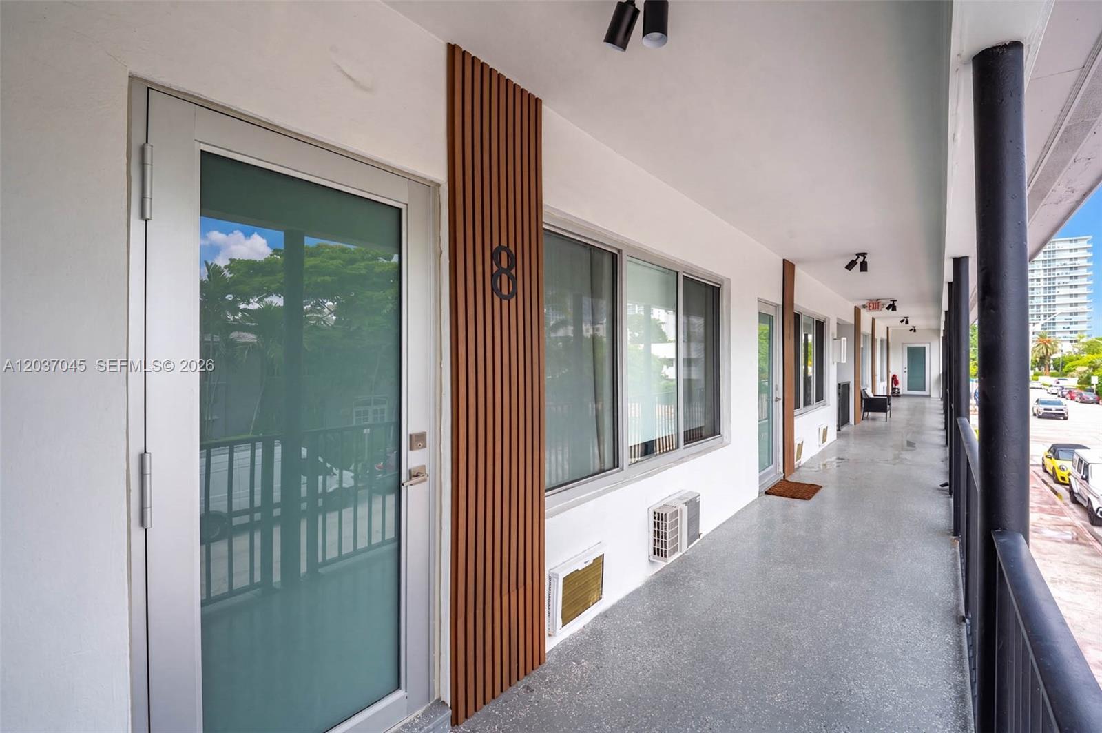 Miami Beach, FL 33139 photo 4