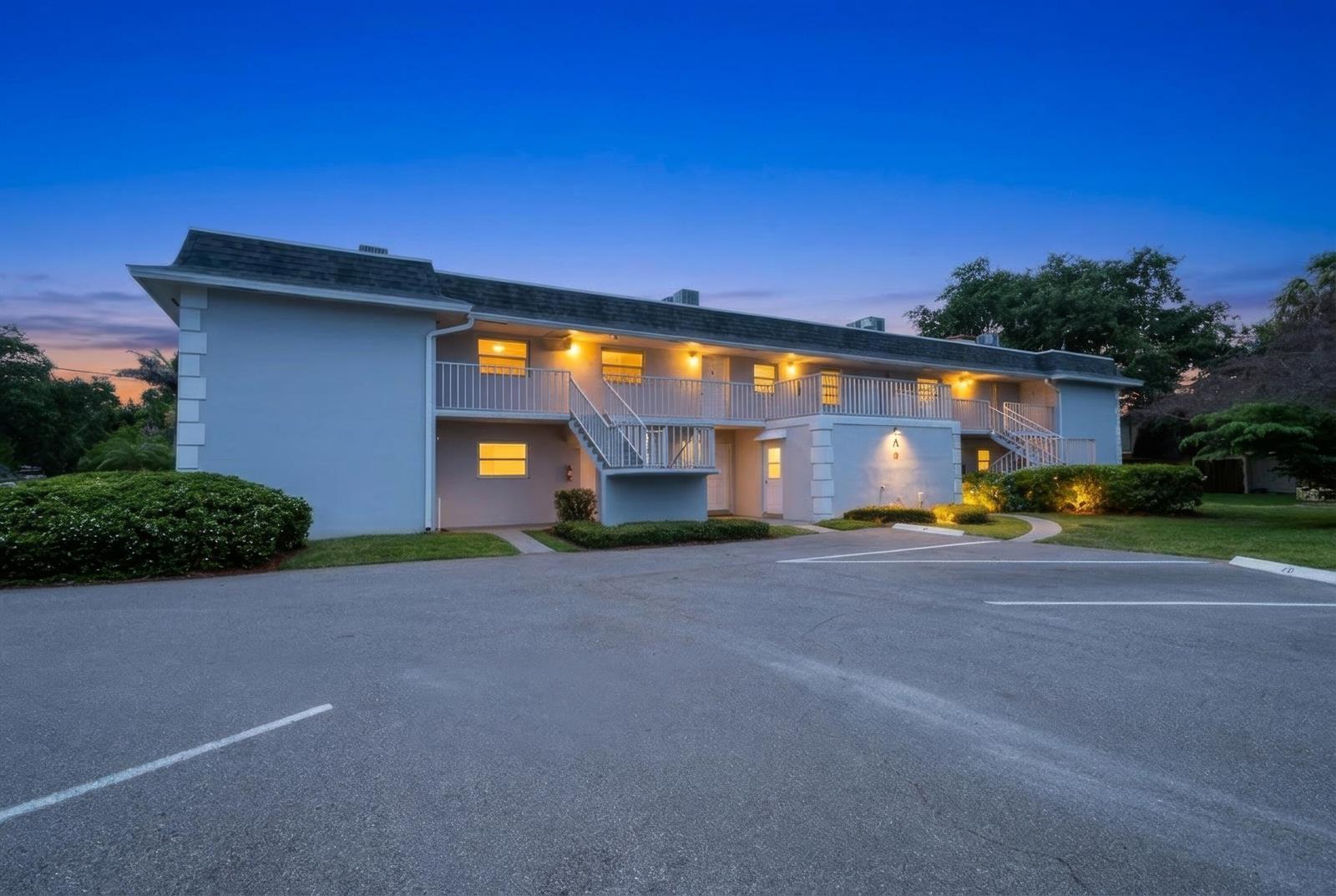 1166 6th Avenue # A6, Vero Beach FL 32960 photo 2