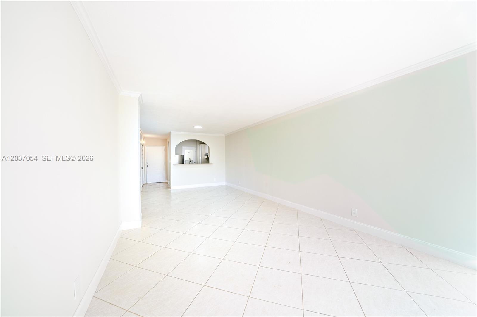 2555 NE 11th St # 310, Fort Lauderdale FL 33304 photo 5