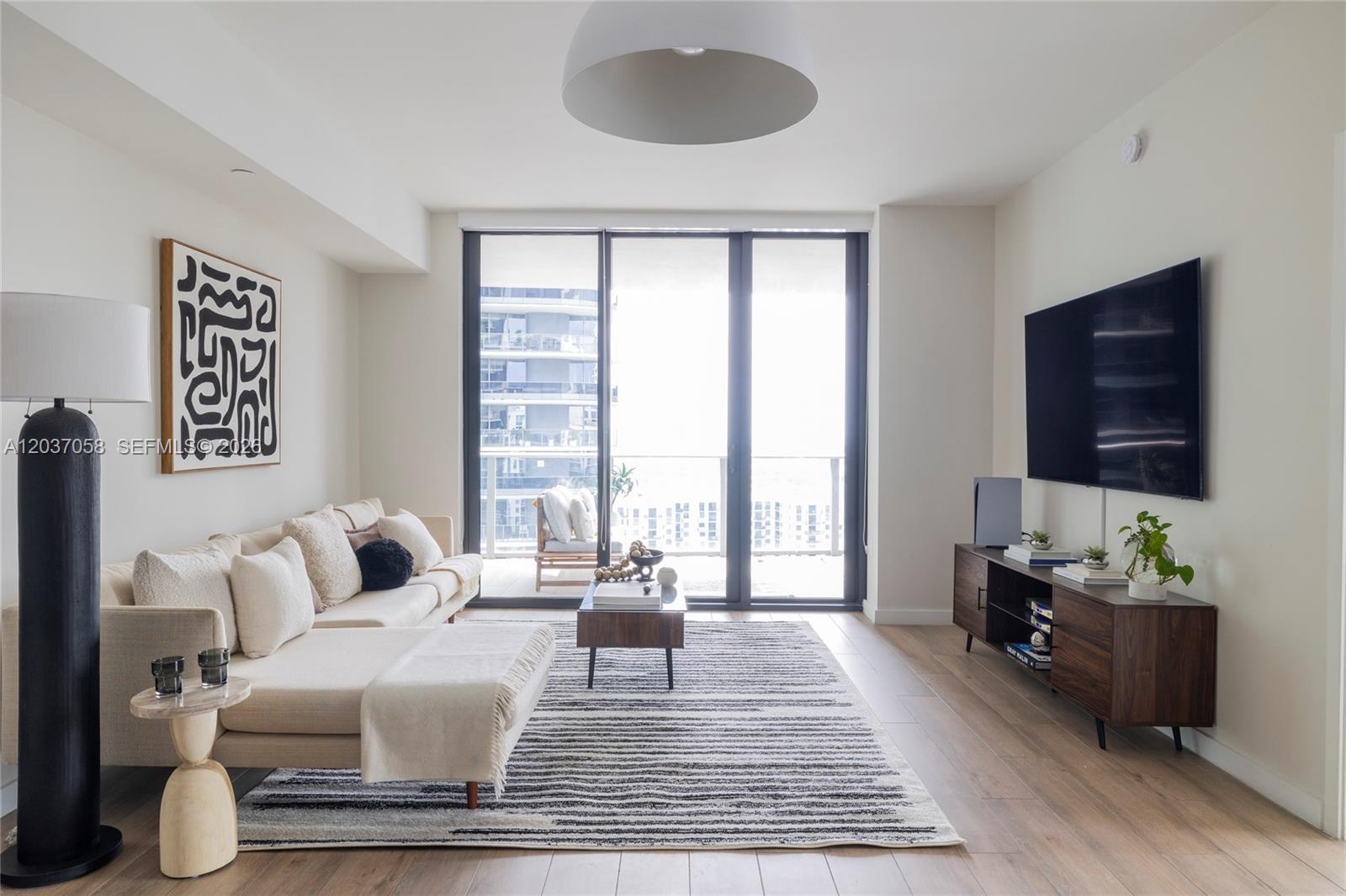 1010 Brickell Ave # 4311, Miami FL 33131 photo 5