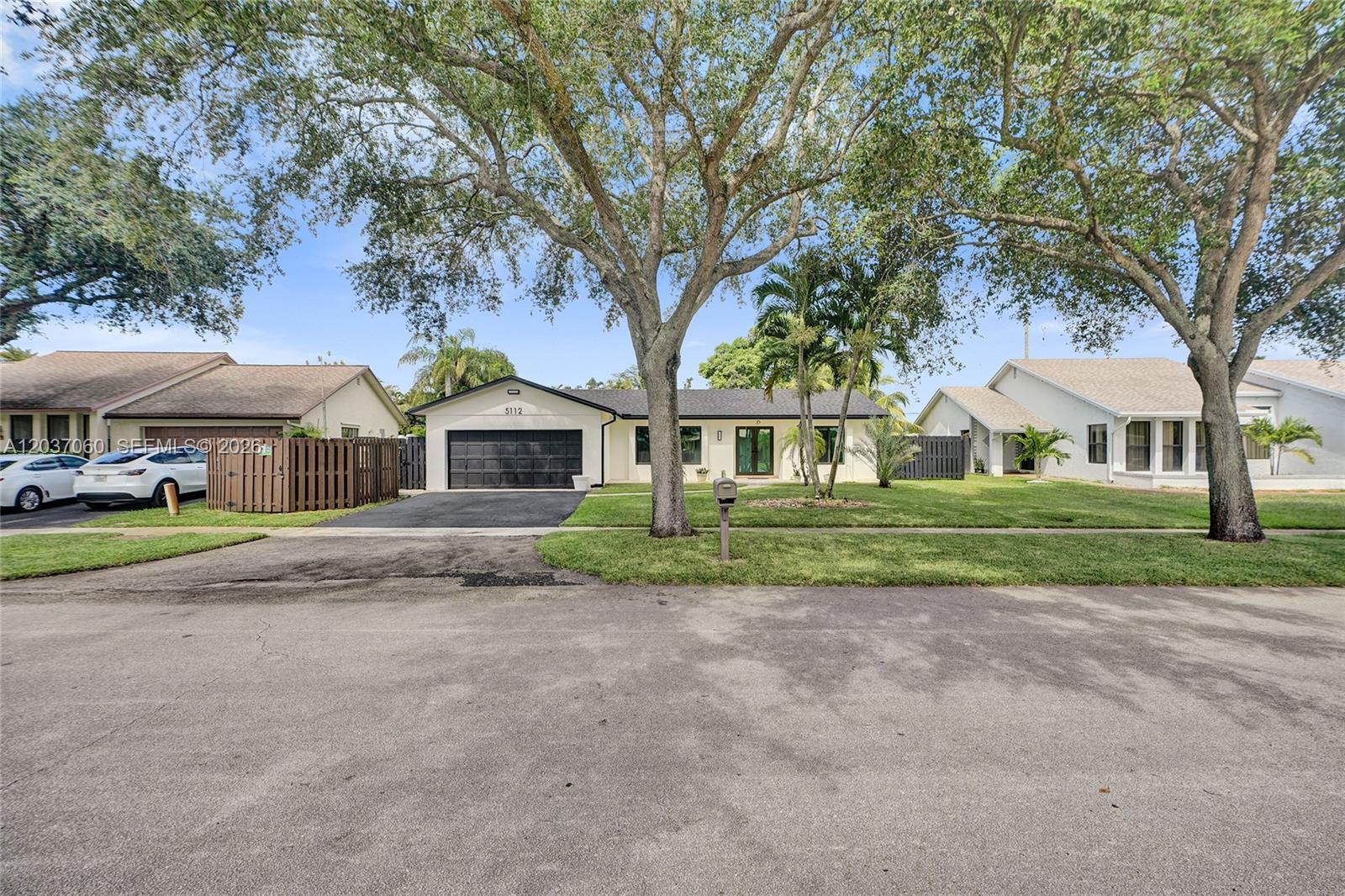 5112 SW 87th Ave, Cooper City FL 33328 photo 2