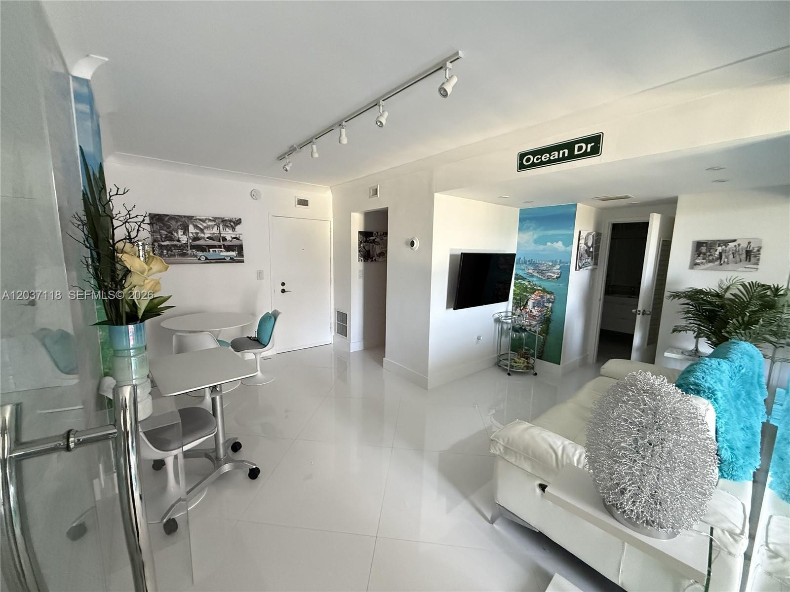 800 West Ave # 605, Miami Beach FL 33139 photo 4
