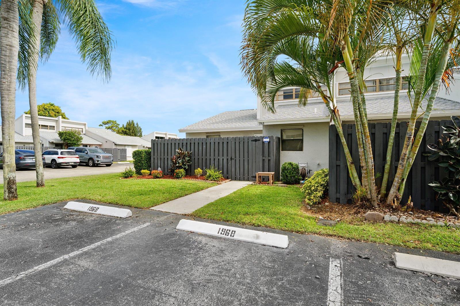 1968 Monks Court, West Palm Beach FL 33415 photo 3
