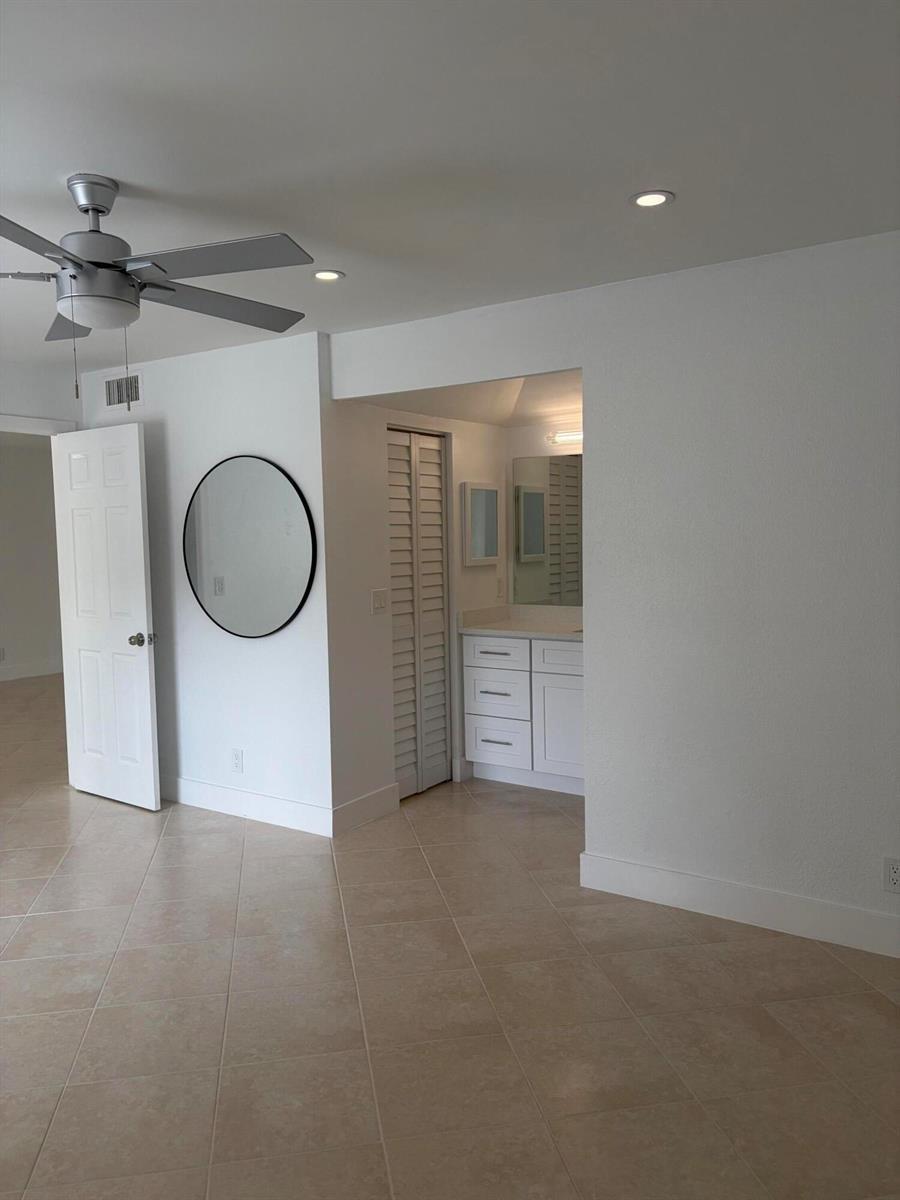 2900 Fiore Way, Delray Beach FL 33445 photo 5