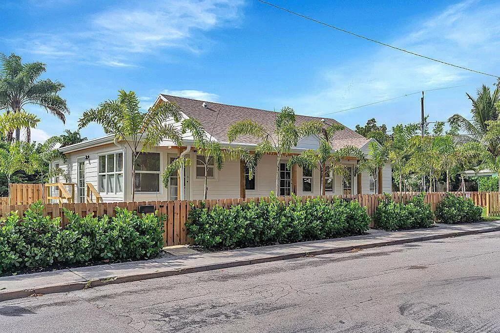829 N K Street, FL 33460