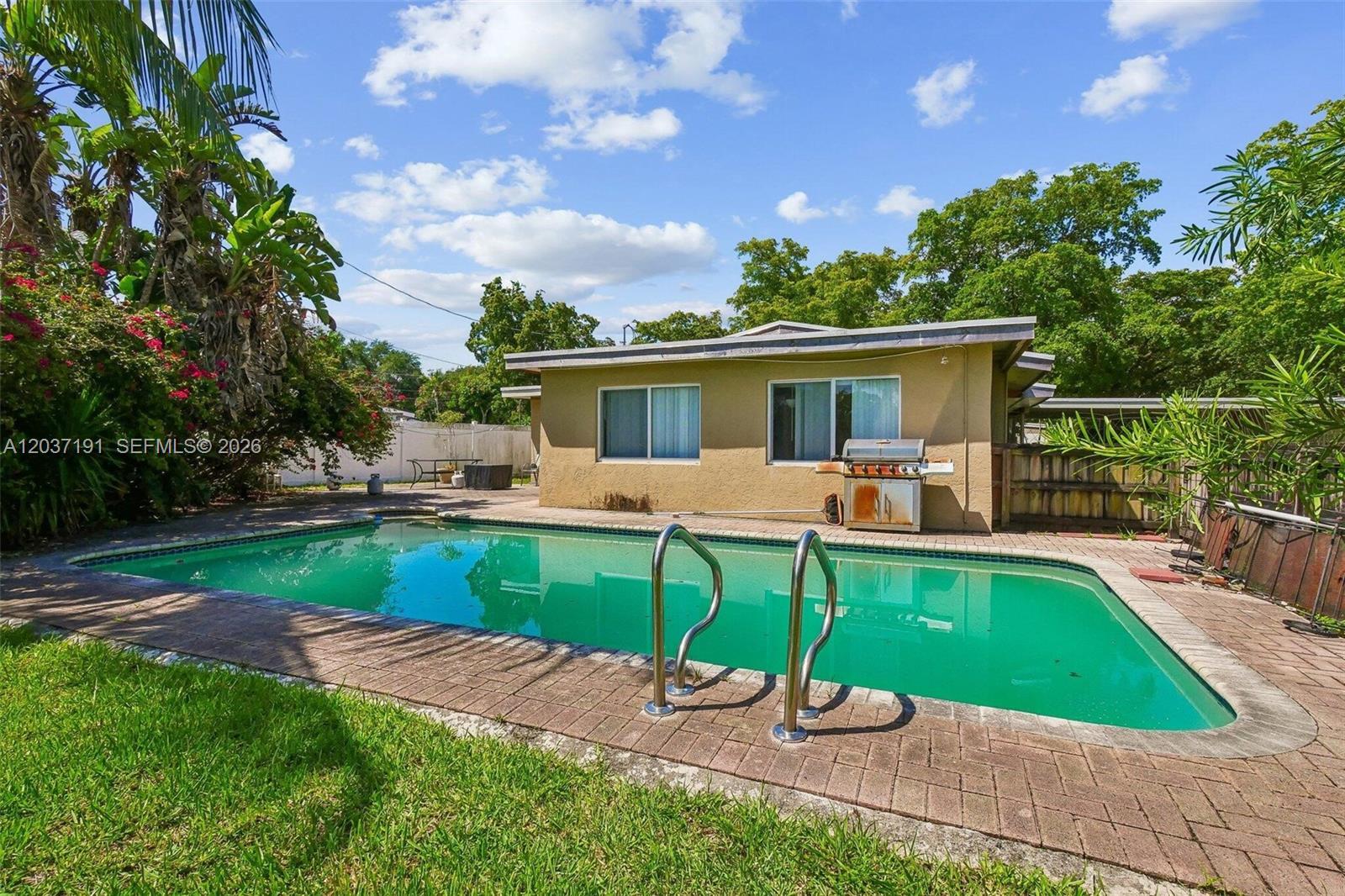 401 S 57th Ter, Hollywood FL 33023 photo 3