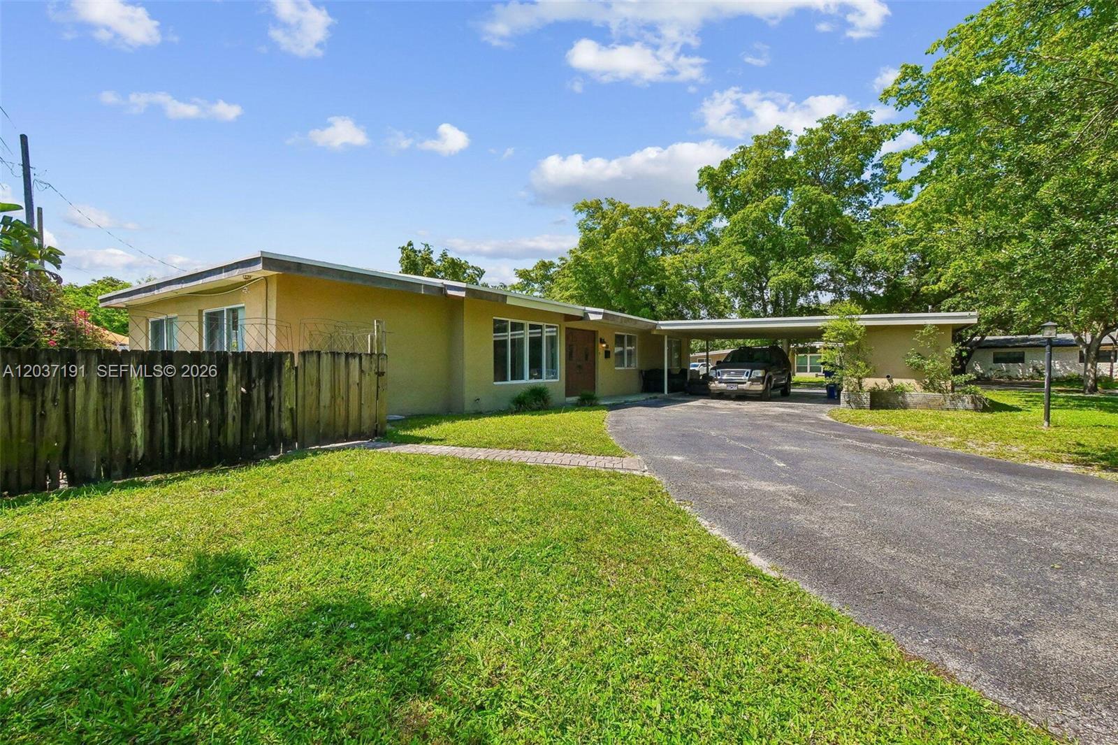 401 S 57th Ter, Hollywood FL 33023