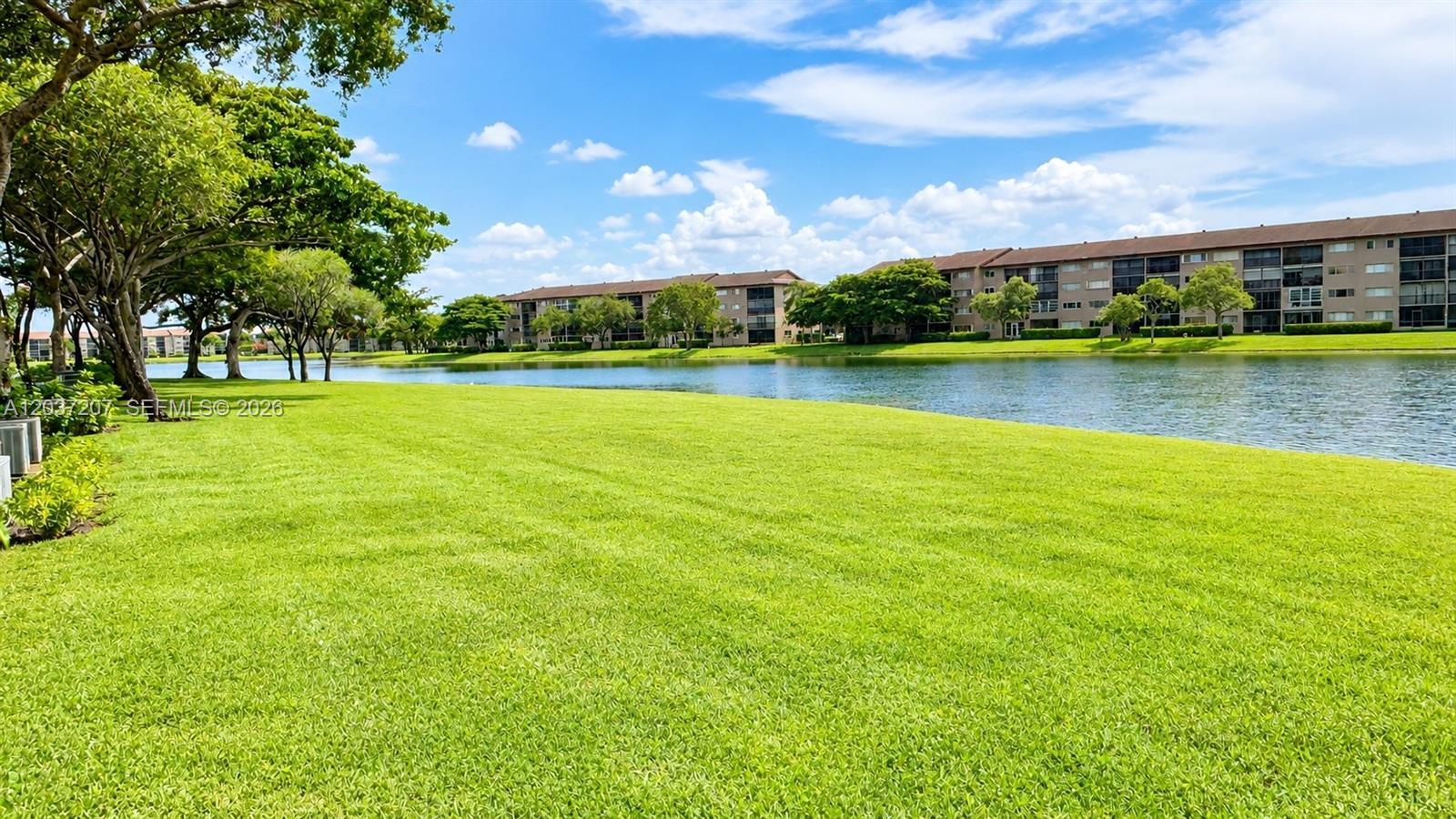 901 SW 141st Ave # 111M, Pembroke Pines FL 33027 photo 2