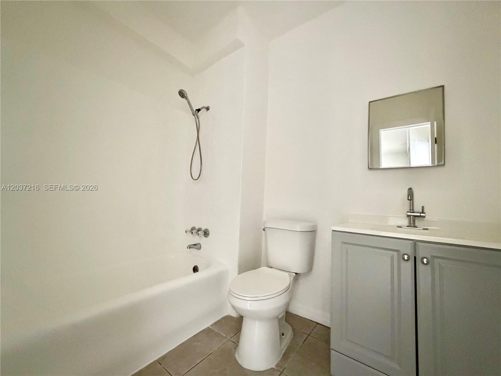 324 SW 19th Ave # 6, Miami FL 33135 photo 2