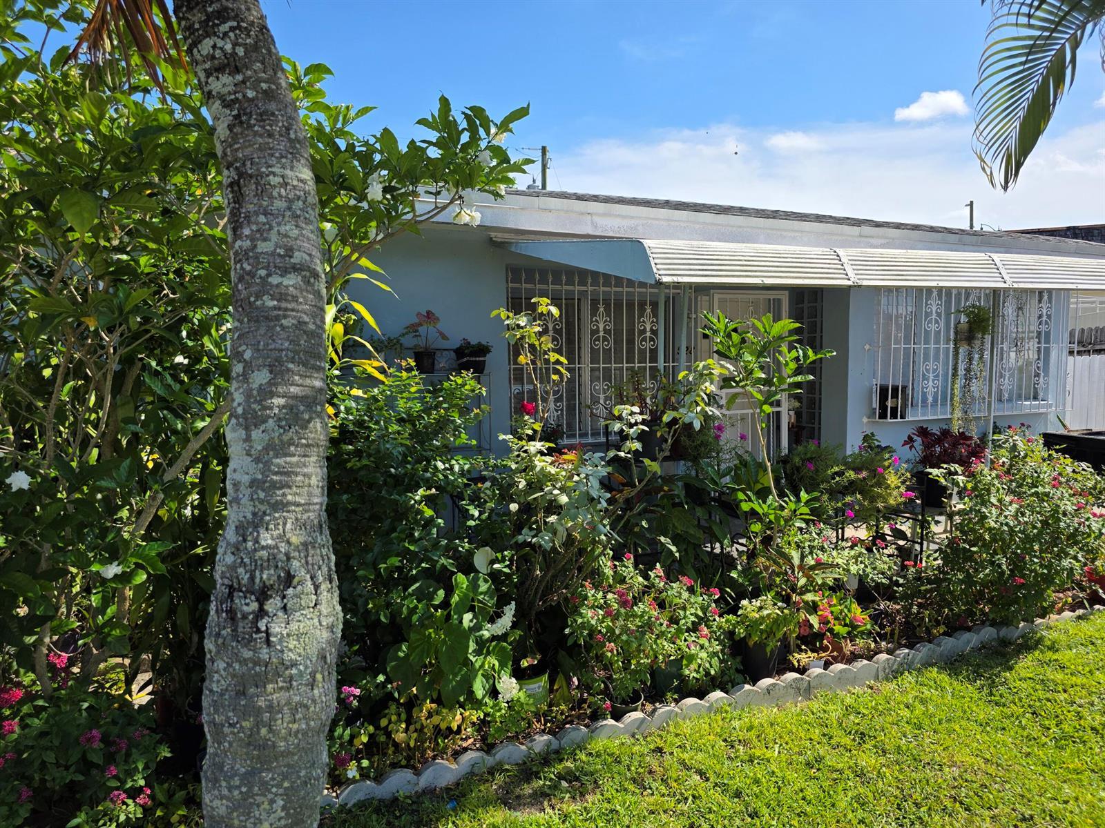 528 49th Street, West Palm Beach FL 33407 photo 2