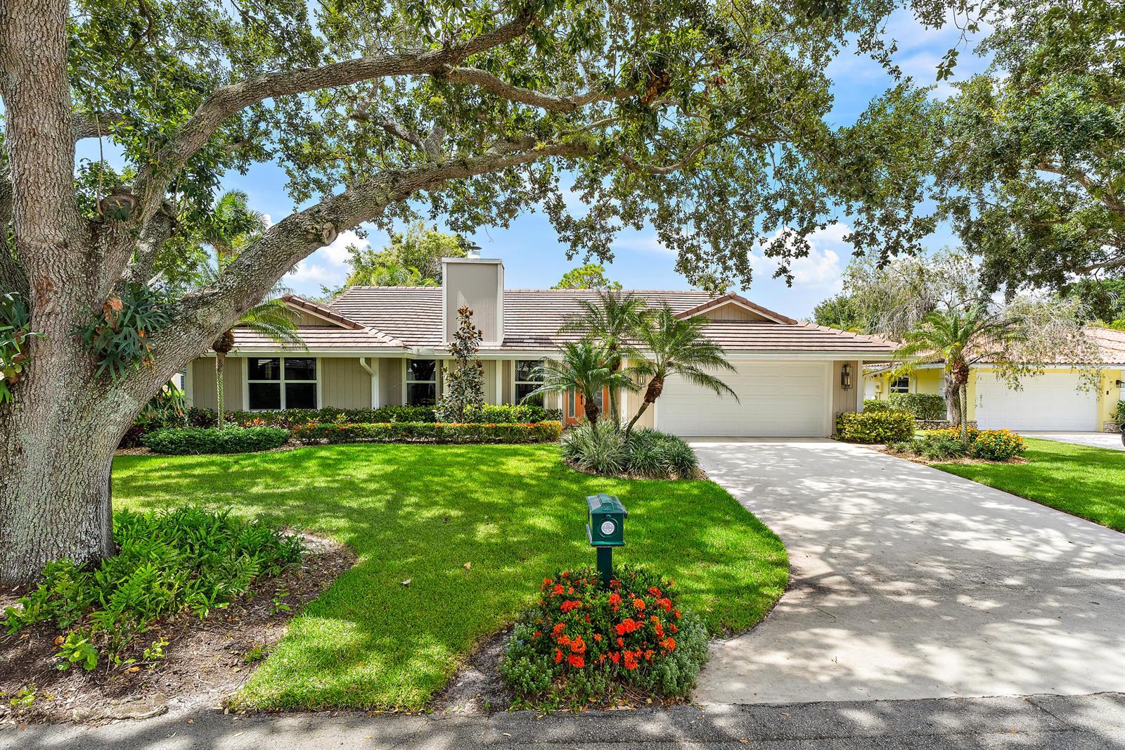 10 Bentwood Road, Palm Beach Gardens FL 33418 photo 2