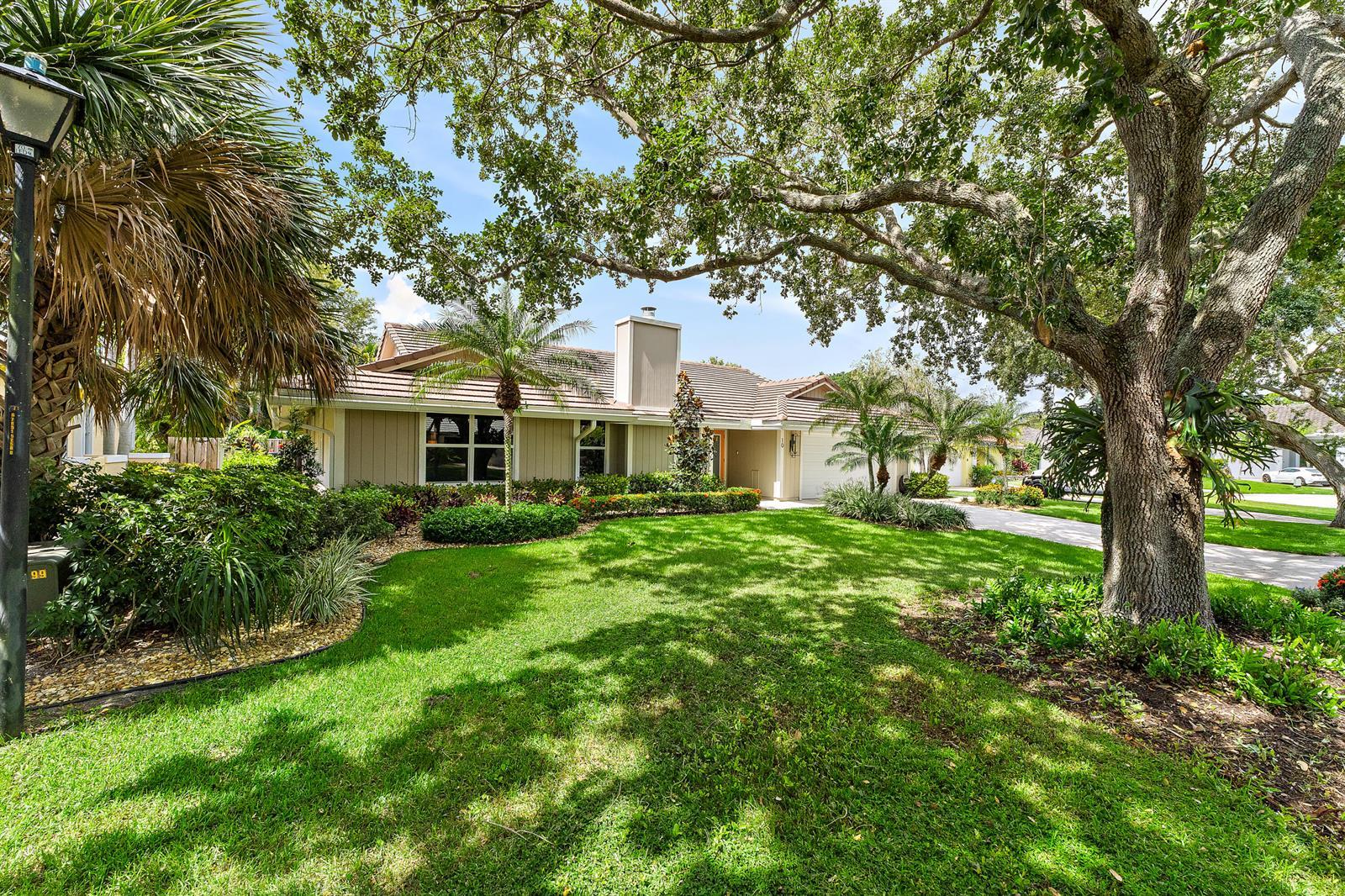 10 Bentwood Road, Palm Beach Gardens FL 33418 photo 5