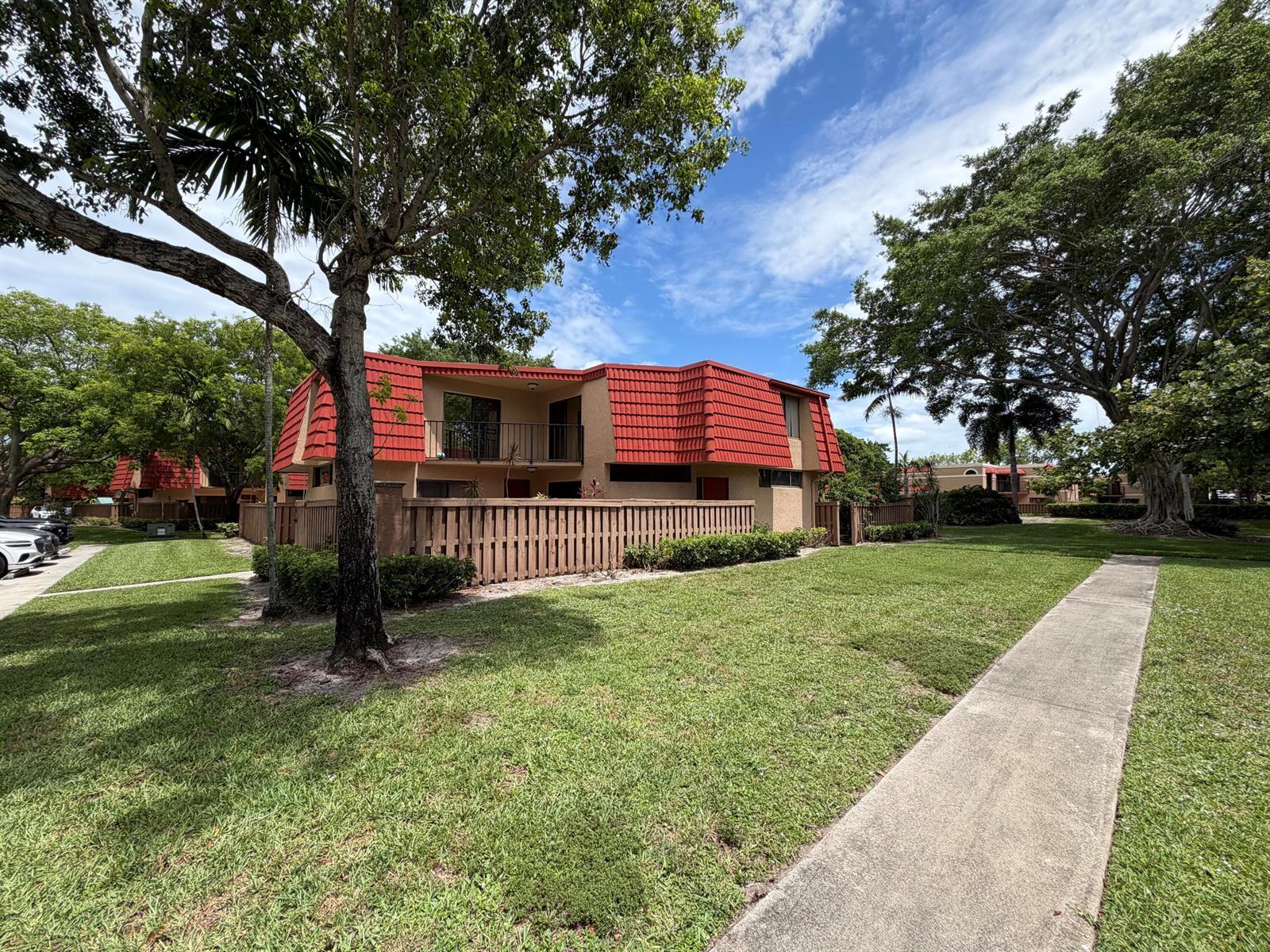 8273 Severn Drive # D, Boca Raton FL 33433