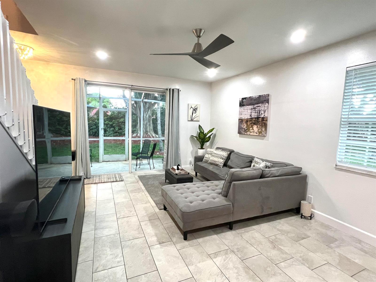 2046 Madeira Drive, Weston FL 33327 photo 3
