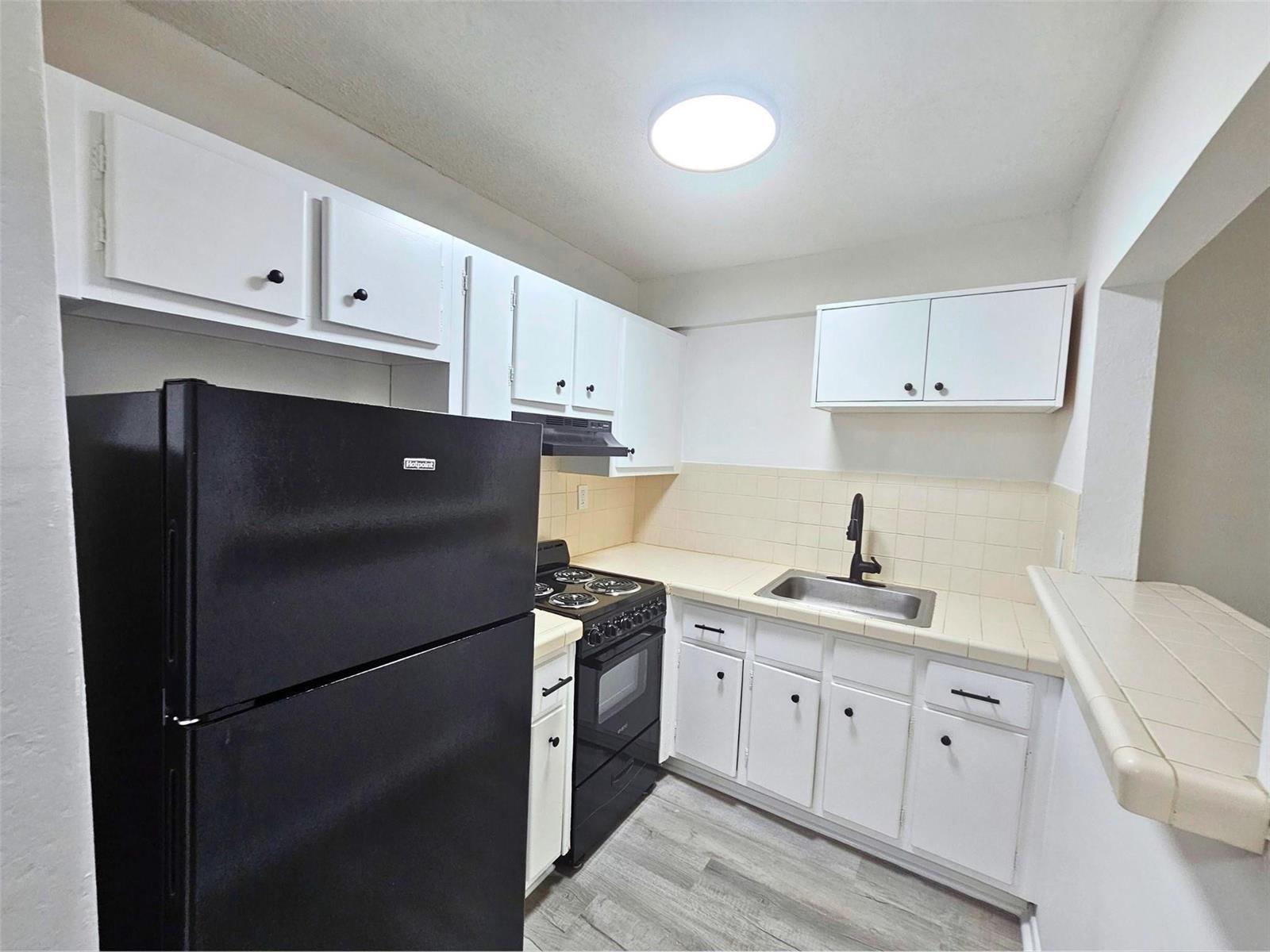 1300 NE 3rd Street # 8, Fort Lauderdale FL 33301 photo 4
