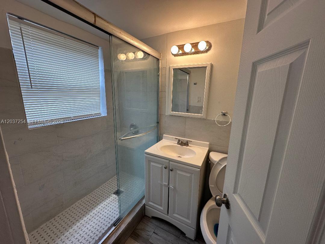 186 NW 1st St # 1, Homestead FL 33030 photo 5