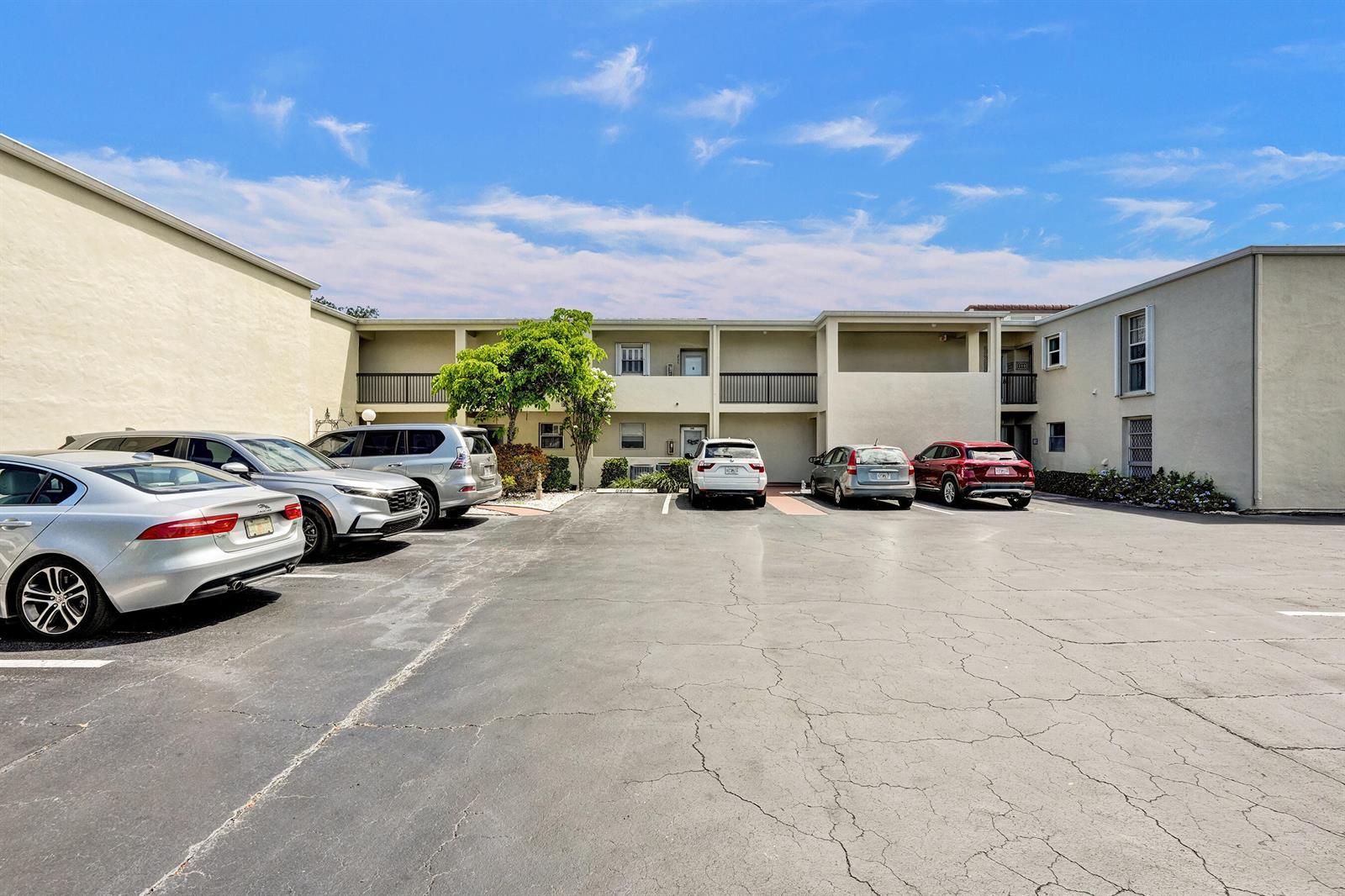 2540 Boundbrook Boulevard # 205, West Palm Beach FL 33406 photo 3