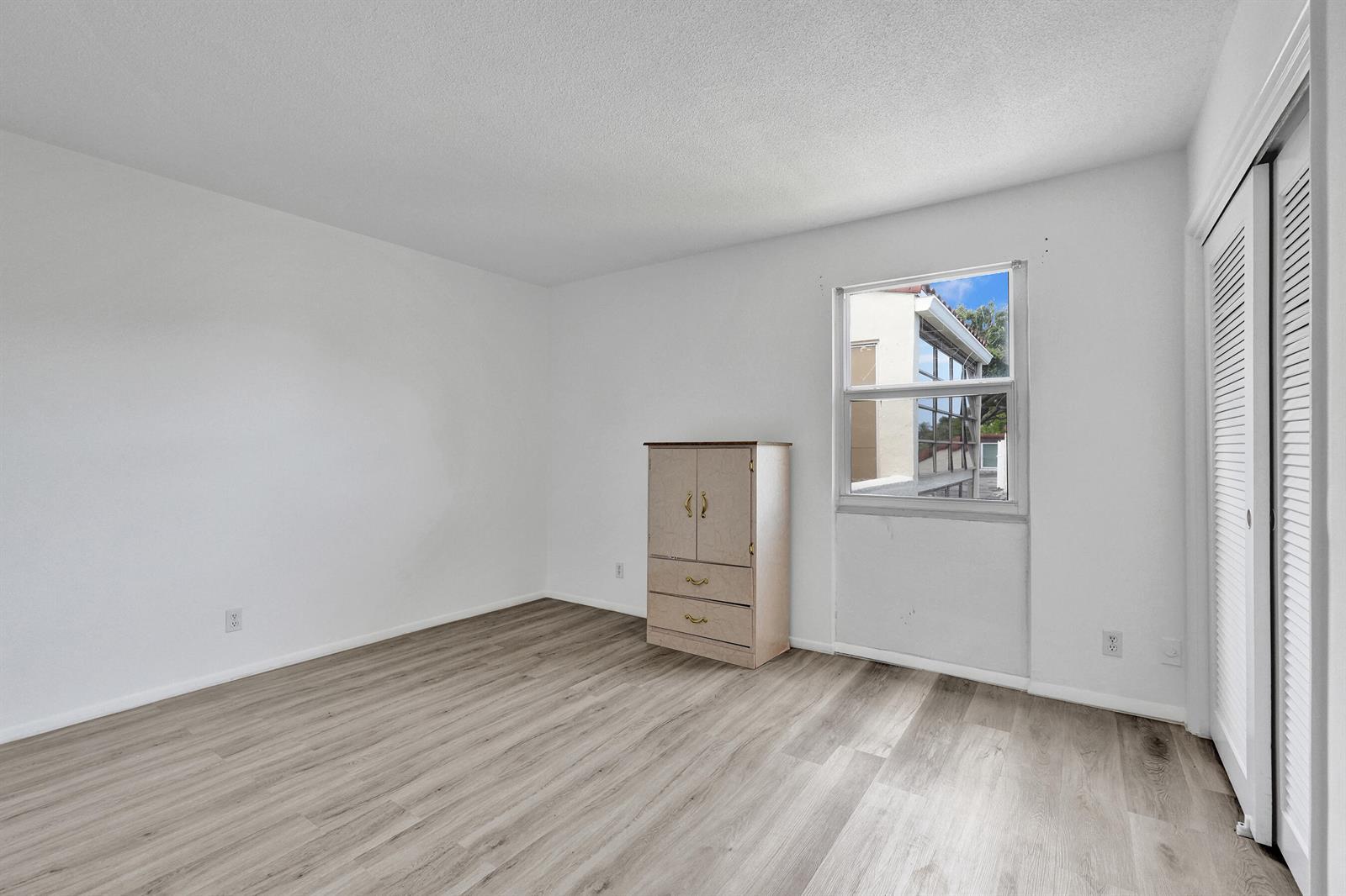 2540 Boundbrook Boulevard # 205, West Palm Beach FL 33406 photo 4