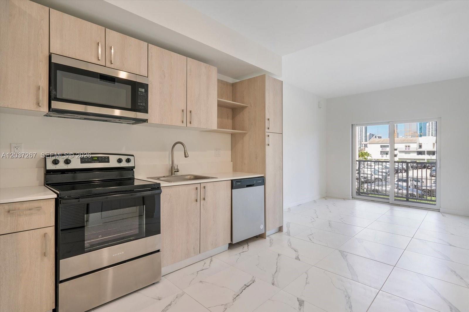 420 SW 7th Ave # 204, Miami FL 33130 photo 3