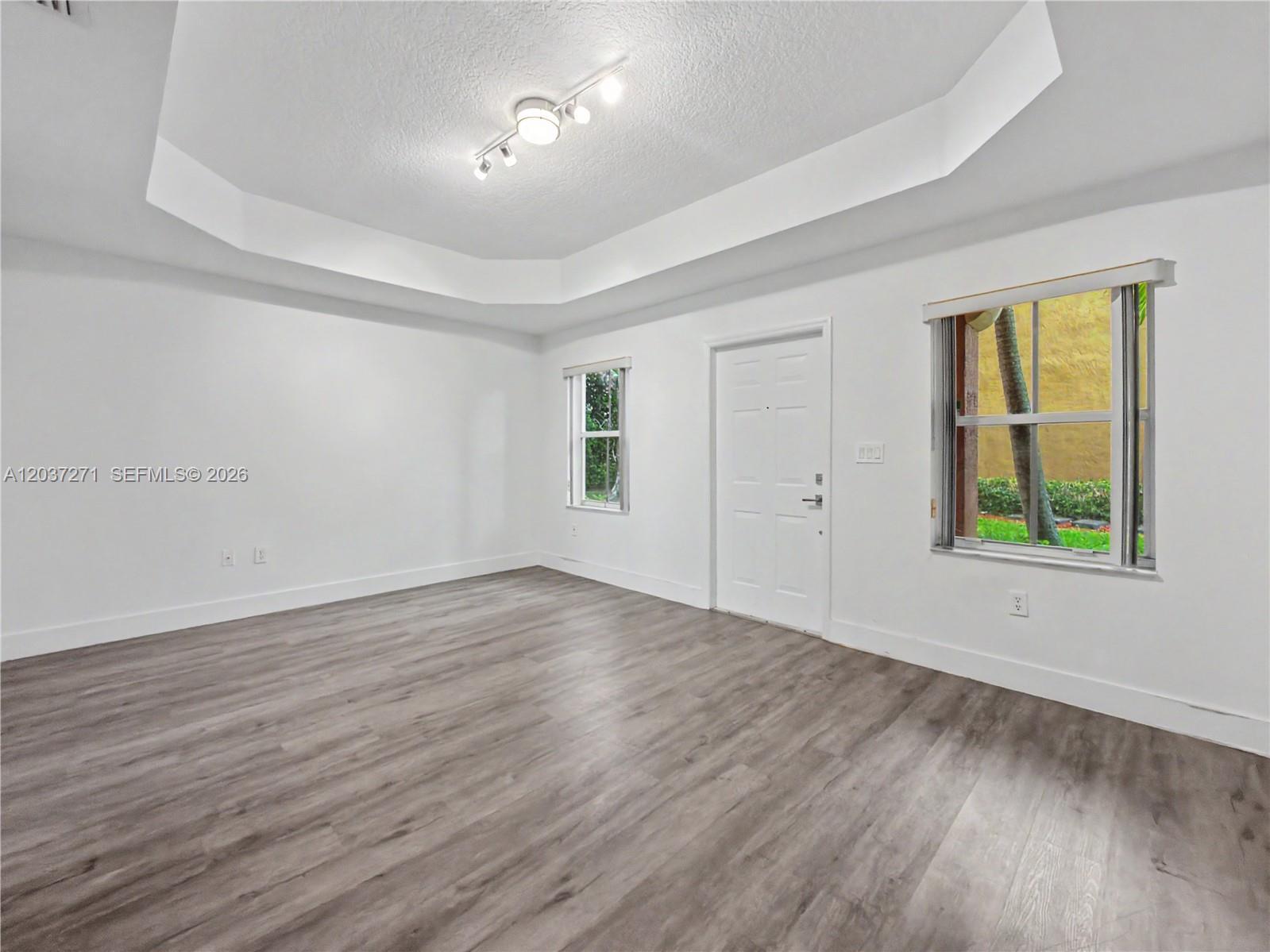 10573 SW 6th St # 1206, Pembroke Pines FL 33025 photo 4