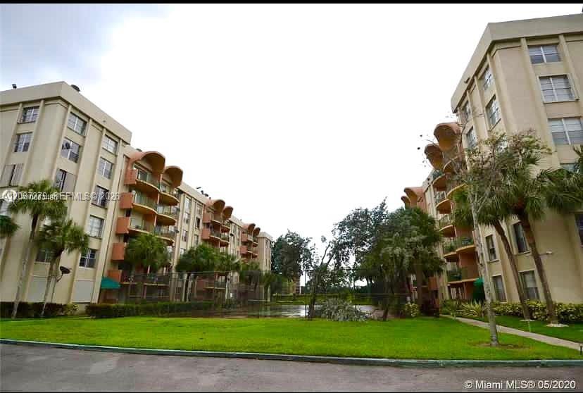 9360 Fontainebleau Blvd # 309, Miami FL 33172