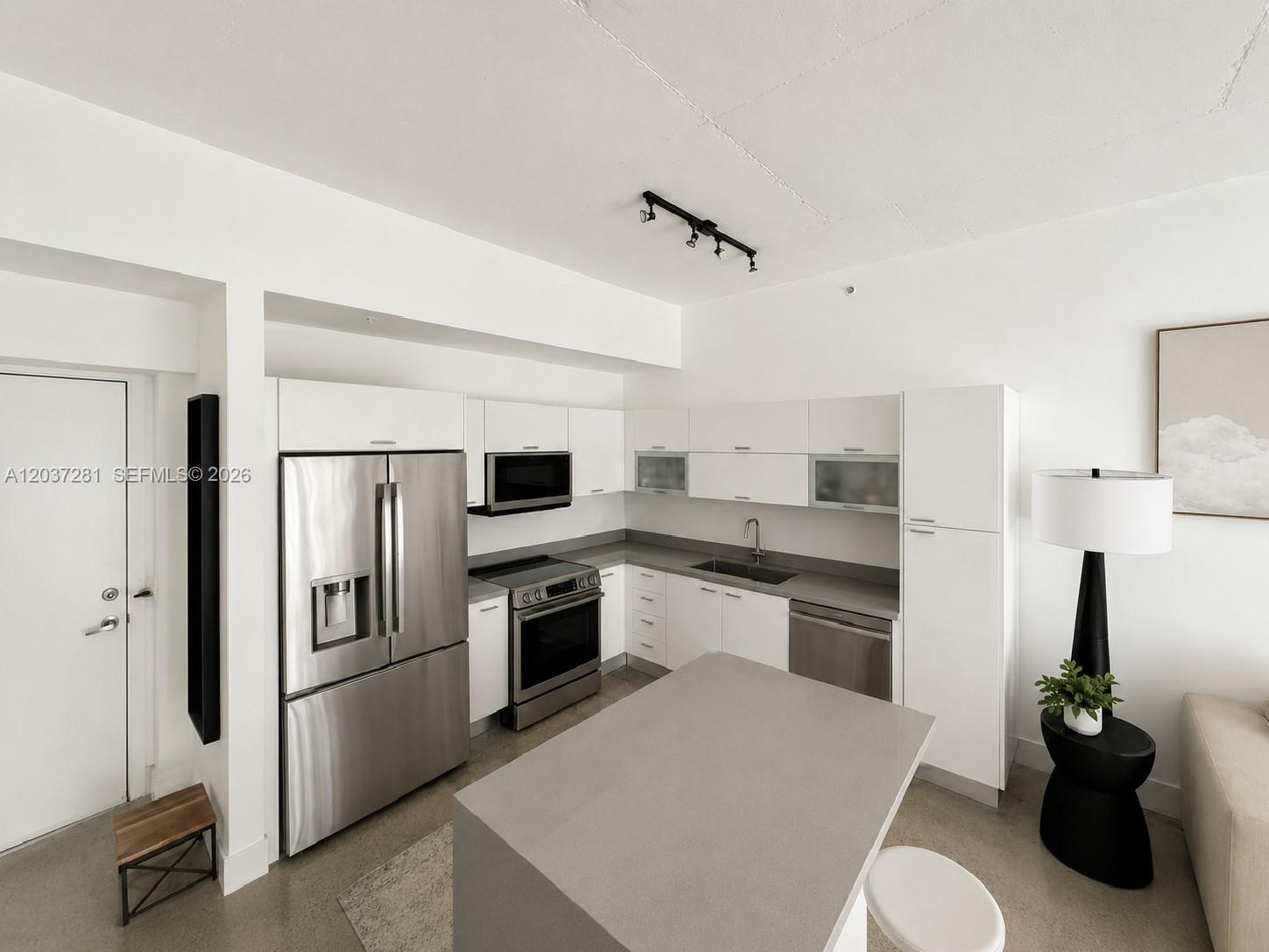 133 NE 2nd Ave # 1508, Miami FL 33132 photo 3