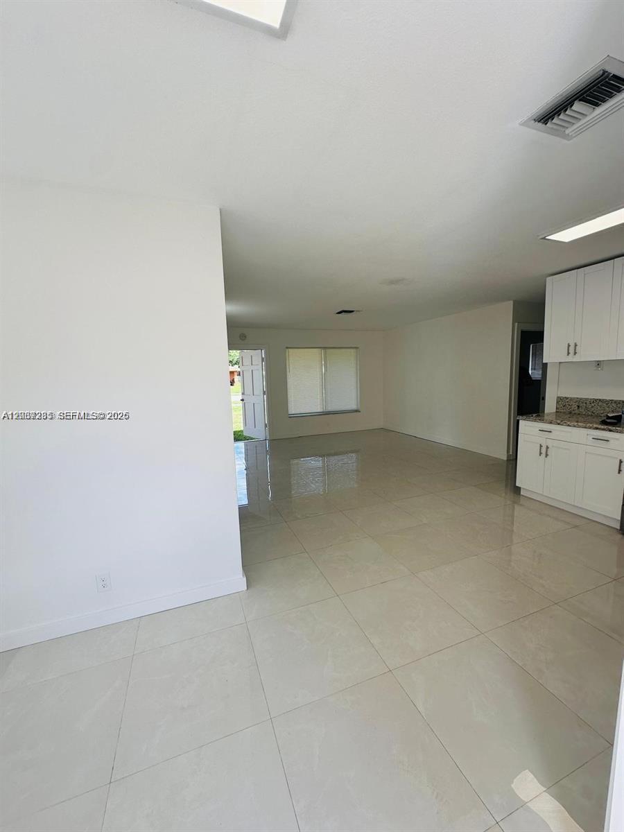 2620 NW 14th Ct # 2620, Fort Lauderdale FL 33311 photo 4