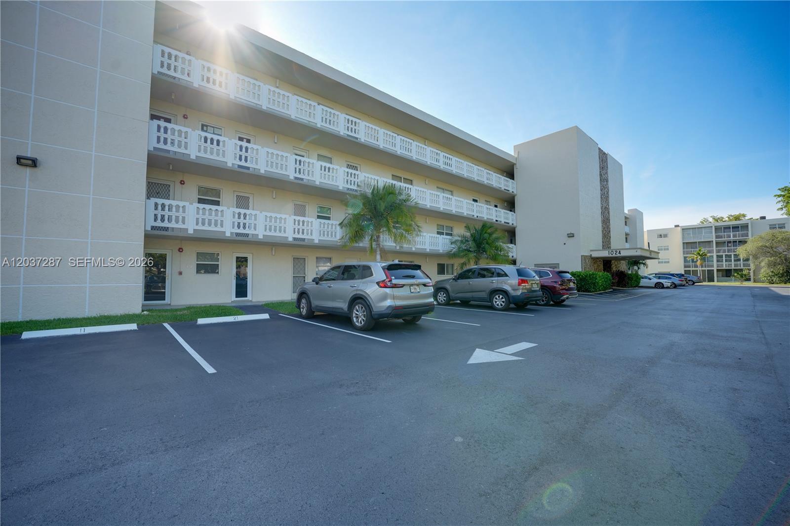 1024 SE 3rd Ave # 102, Dania Beach FL 33004