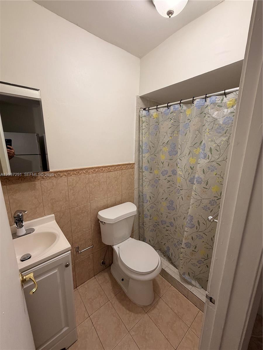 505 E 18th St, Hialeah FL 33013 photo 3