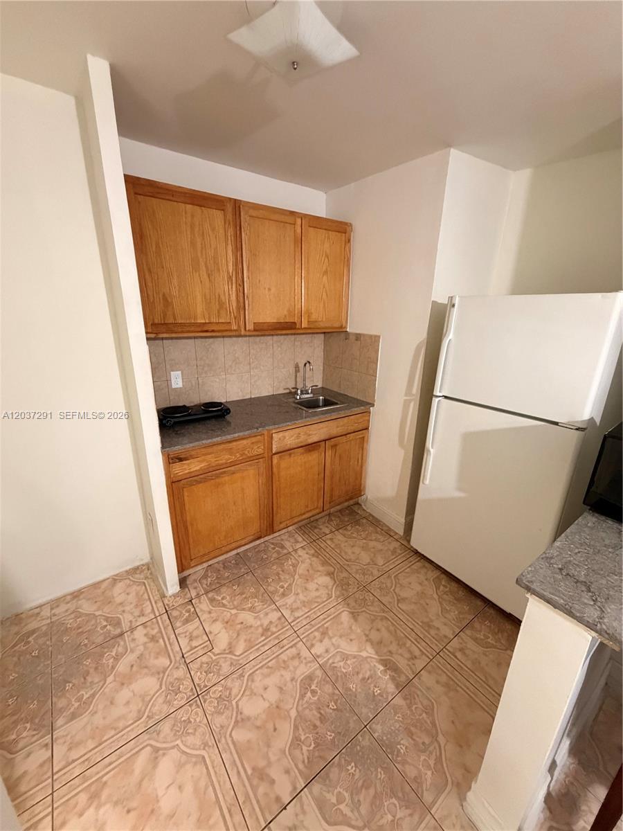 505 E 18th St, Hialeah FL 33013 photo 5