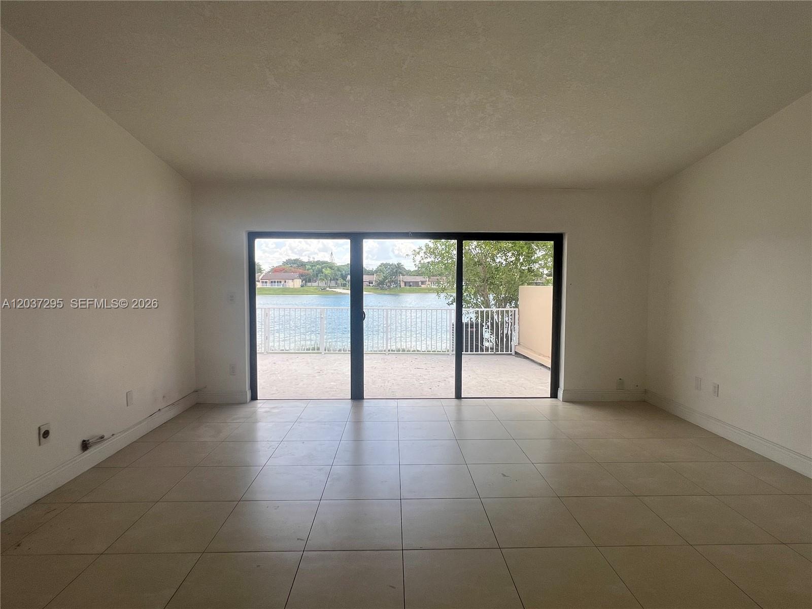 11800 SW 123rd Ave, Miami FL 33186 photo 3