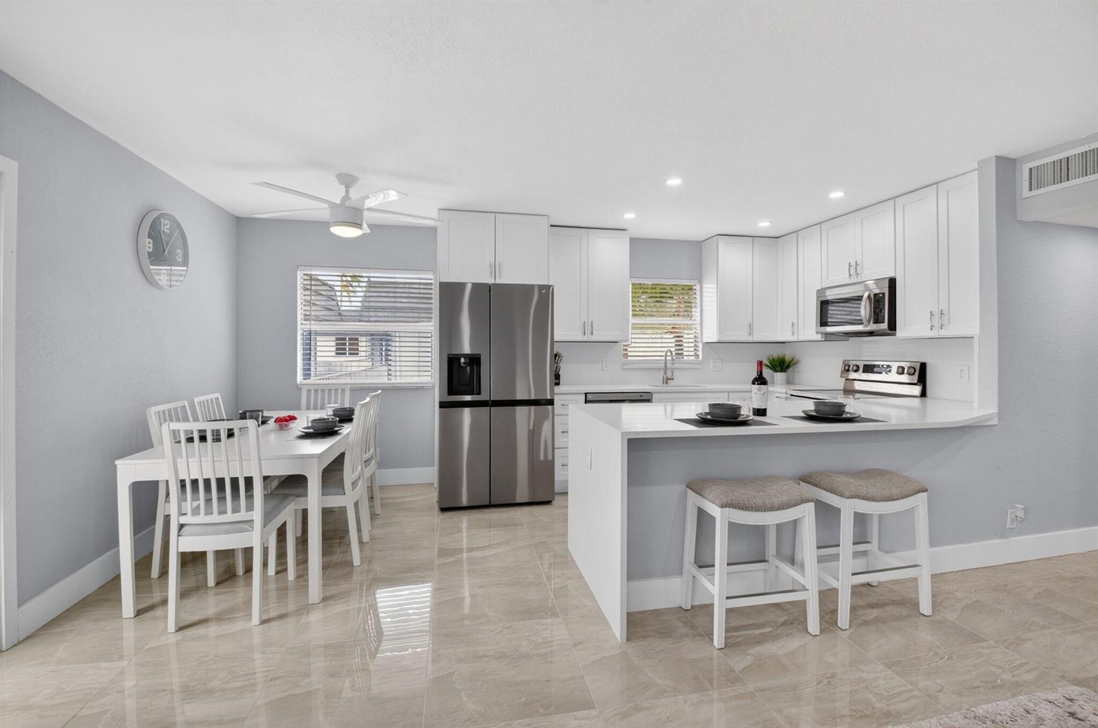 321 Saxony Trail # G, Delray Beach FL 33446