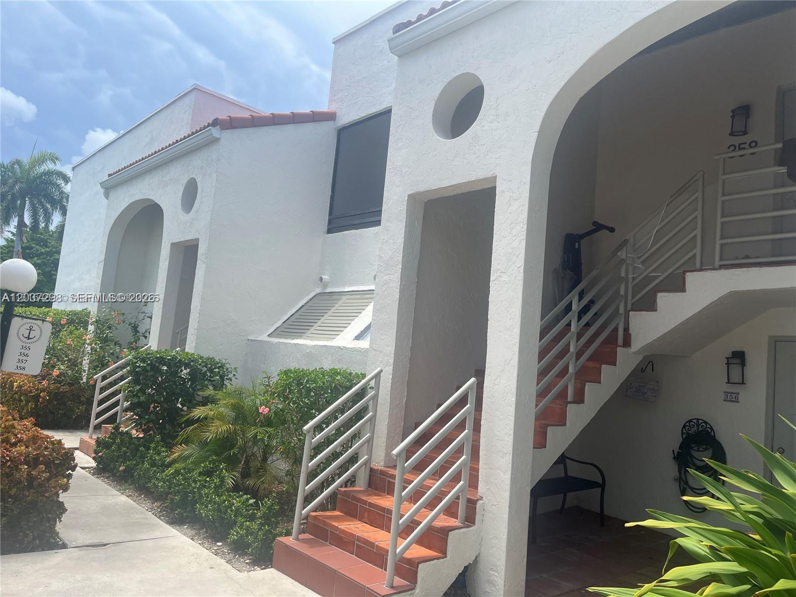 3545 Magellan Cir # 5, Aventura FL 33180