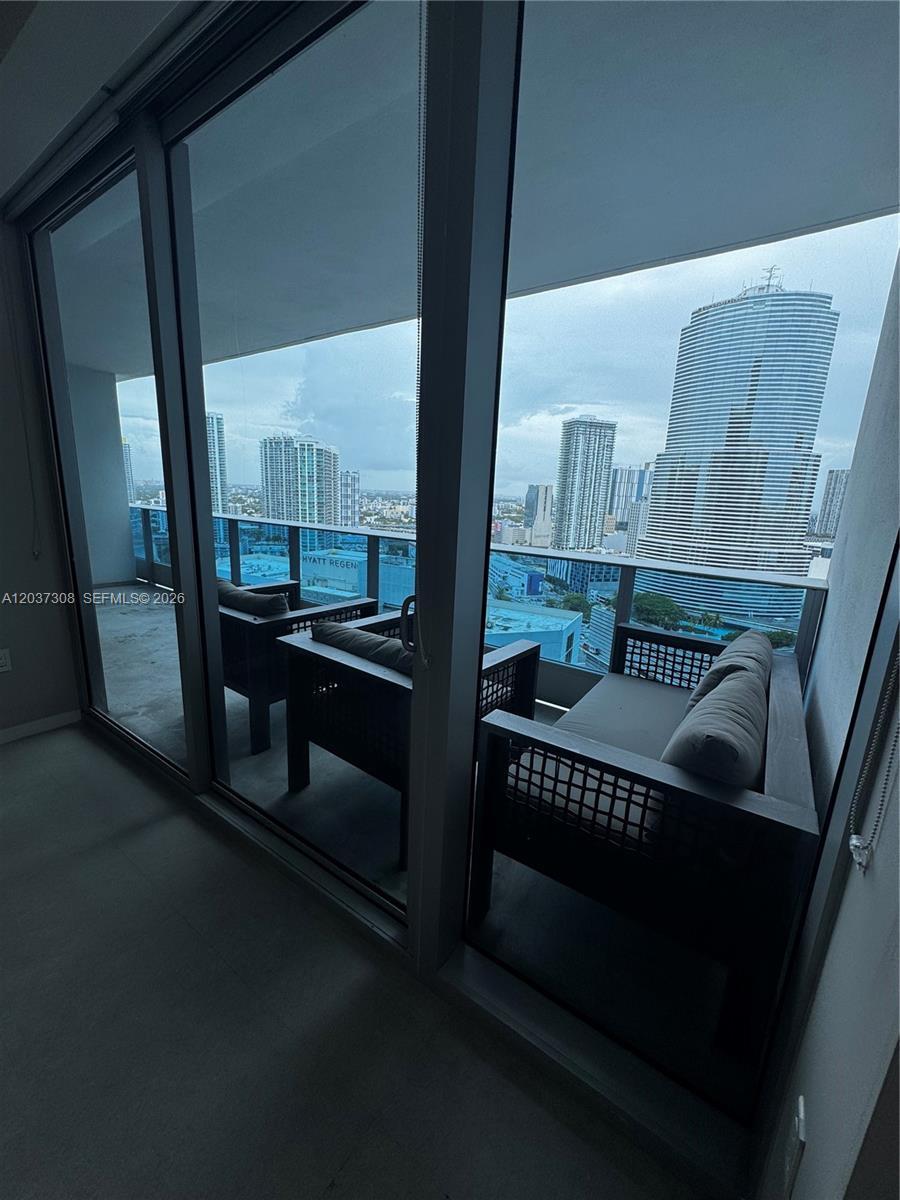 200 Biscayne Boulevar Way # 3110, Miami FL 33131 photo 4