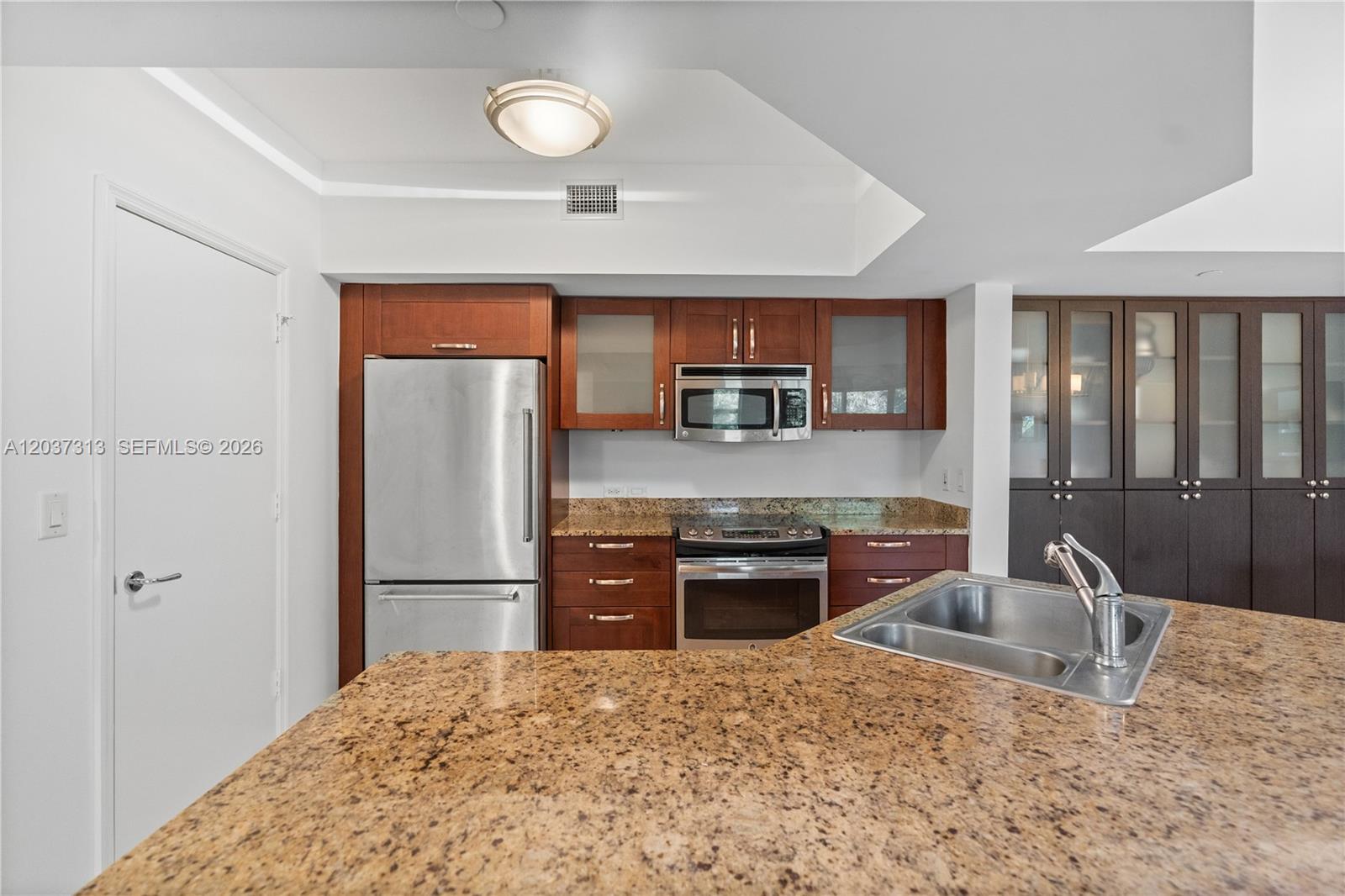 20000 E Country Club Dr # 306, Aventura FL 33180 photo 5