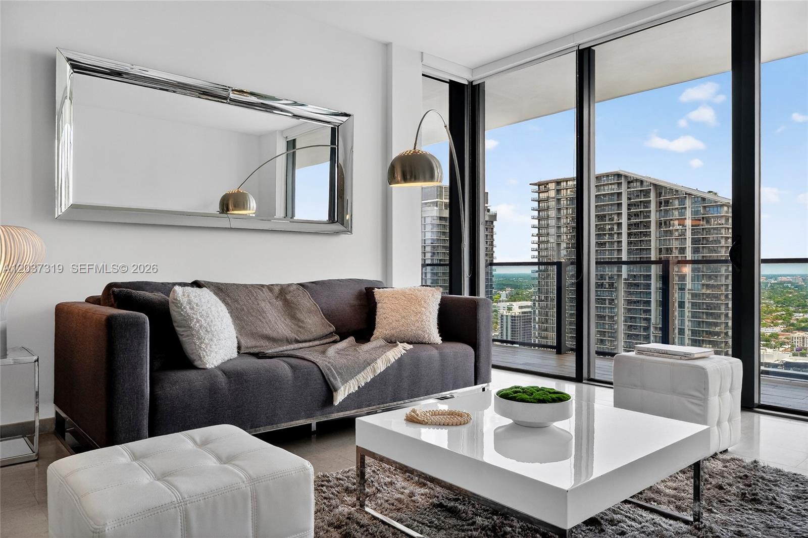 68 SE 6th St # 3506, Miami FL 33131 photo 3