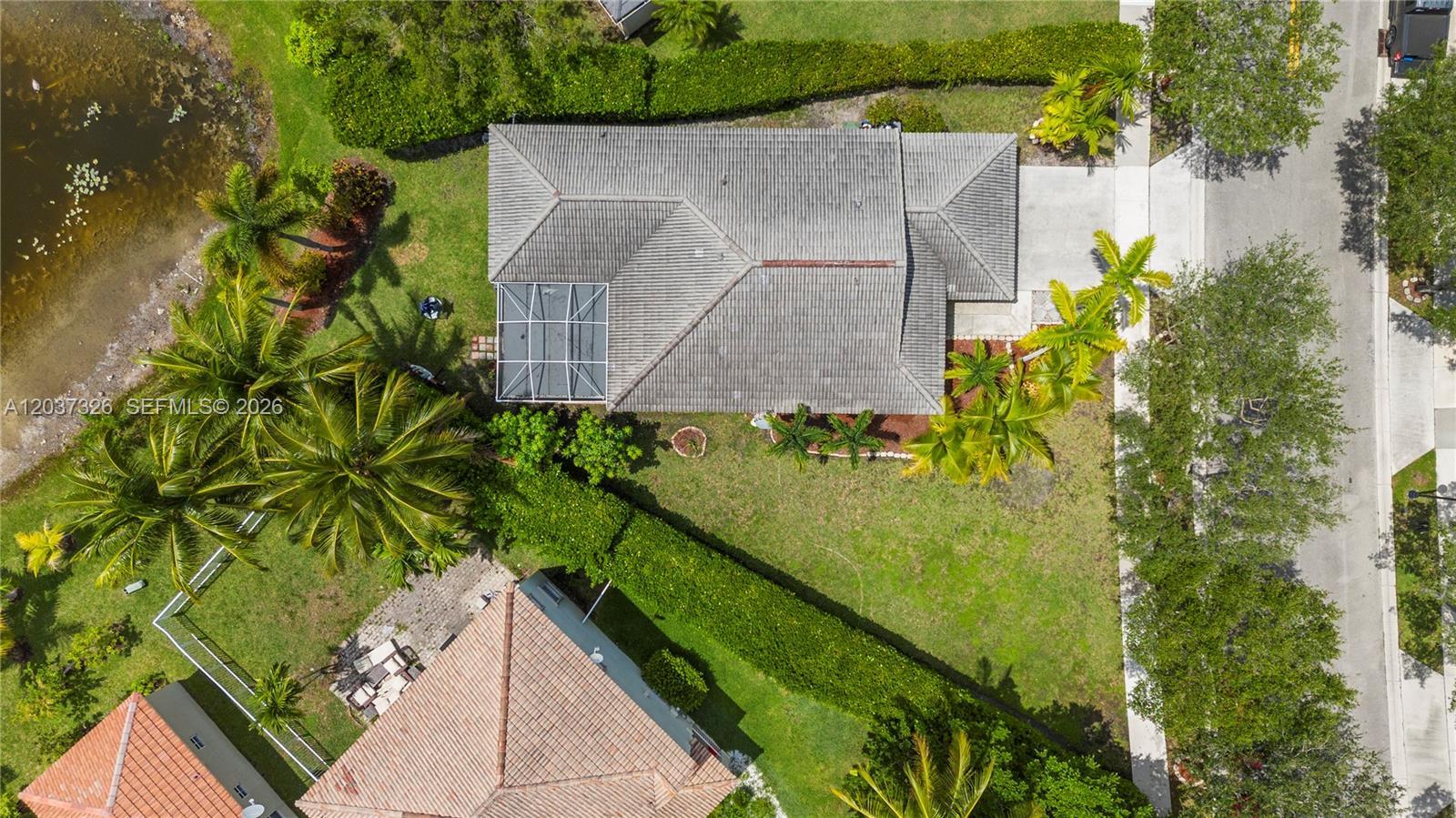 649 Willow Bend Rd, Weston FL 33327 photo 3