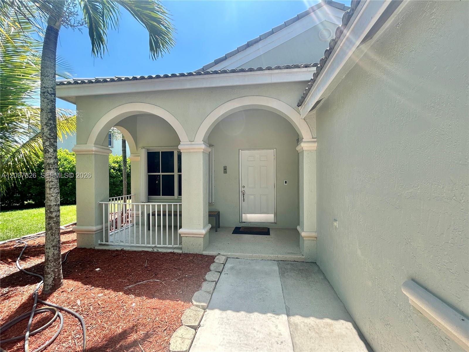 649 Willow Bend Rd, Weston FL 33327 photo 5