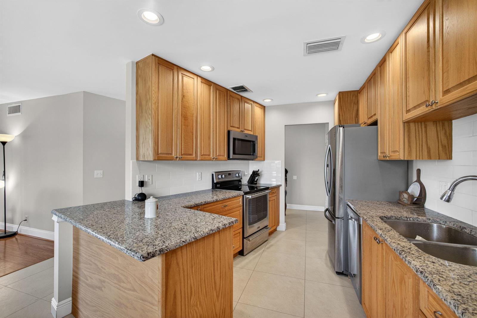 11811 Avenue Of The Pga # 2a, Palm Beach Gardens FL 33418 photo 4