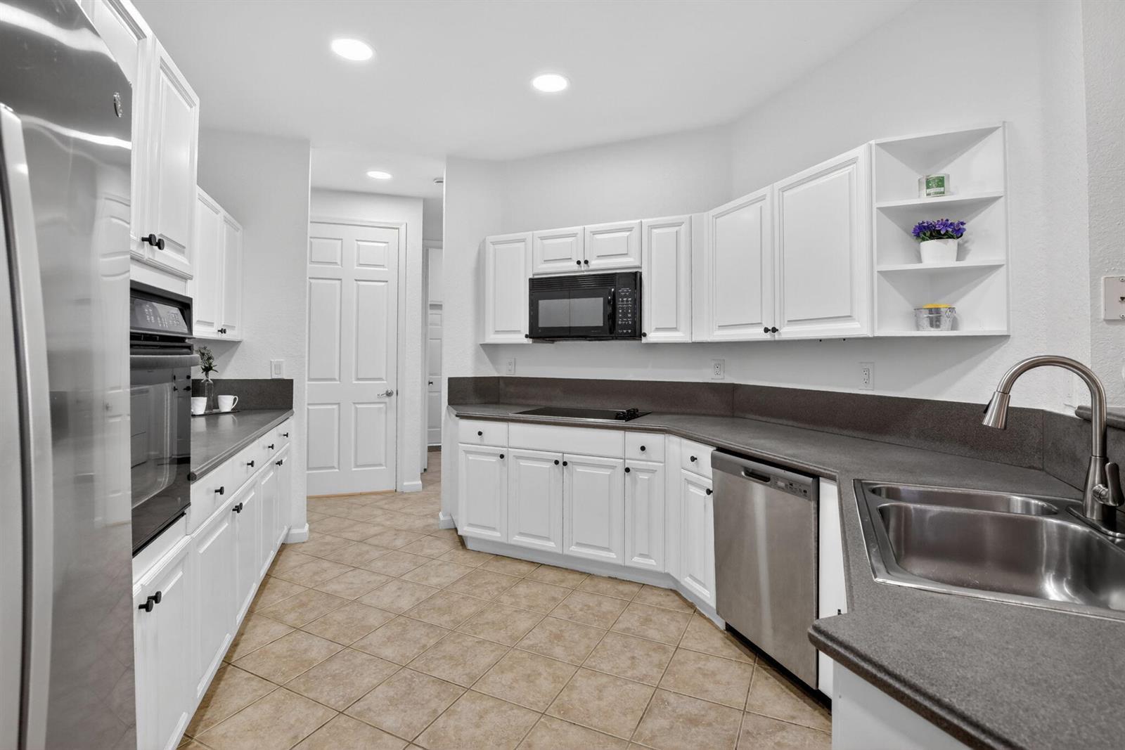 2883 Kinsington Circle, Weston FL 33332 photo 5