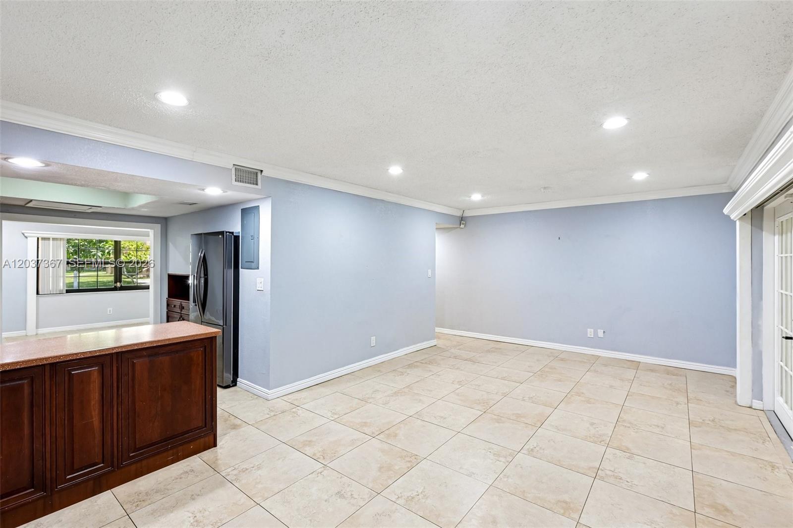 86 Ann Lee Ln, Tamarac FL 33319 photo 5