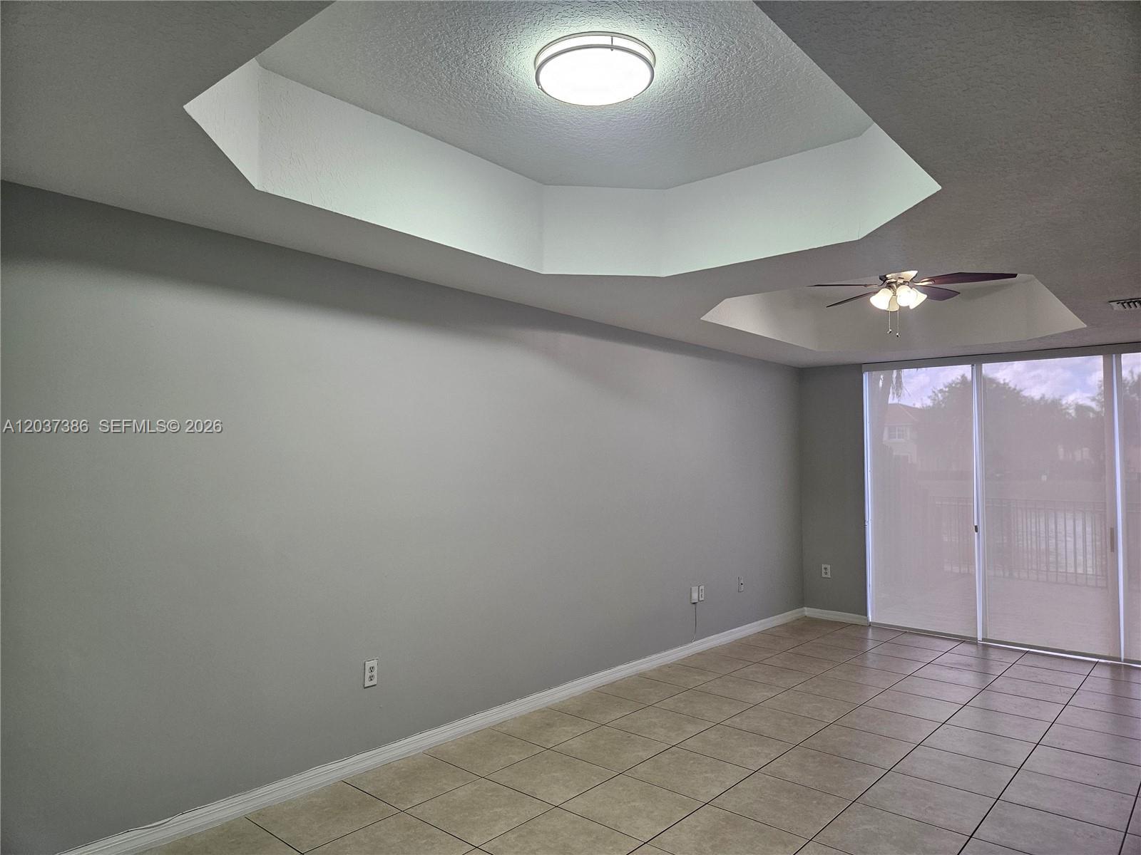 15270 SW 30th Ter, Miami FL 33185 photo 3