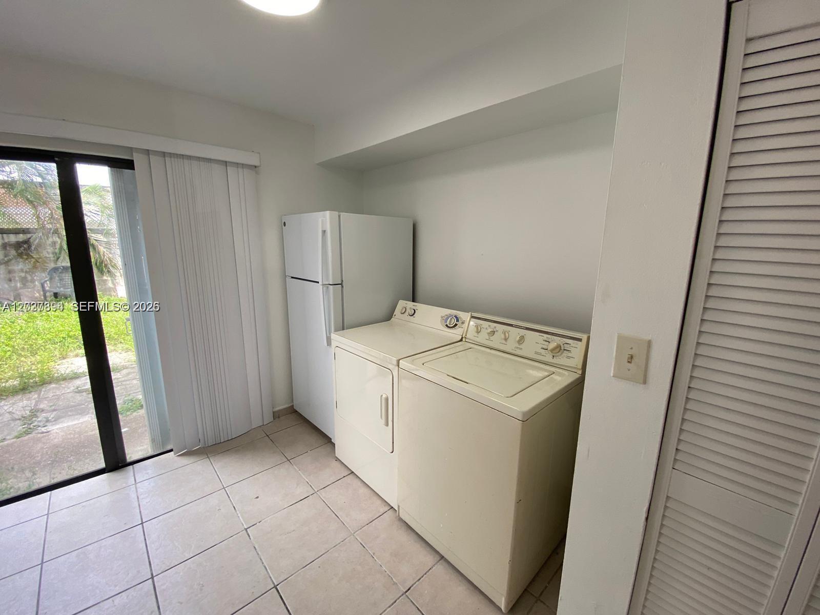 1813 SW 107th Ave # 2402, Miami FL 33165 photo 4
