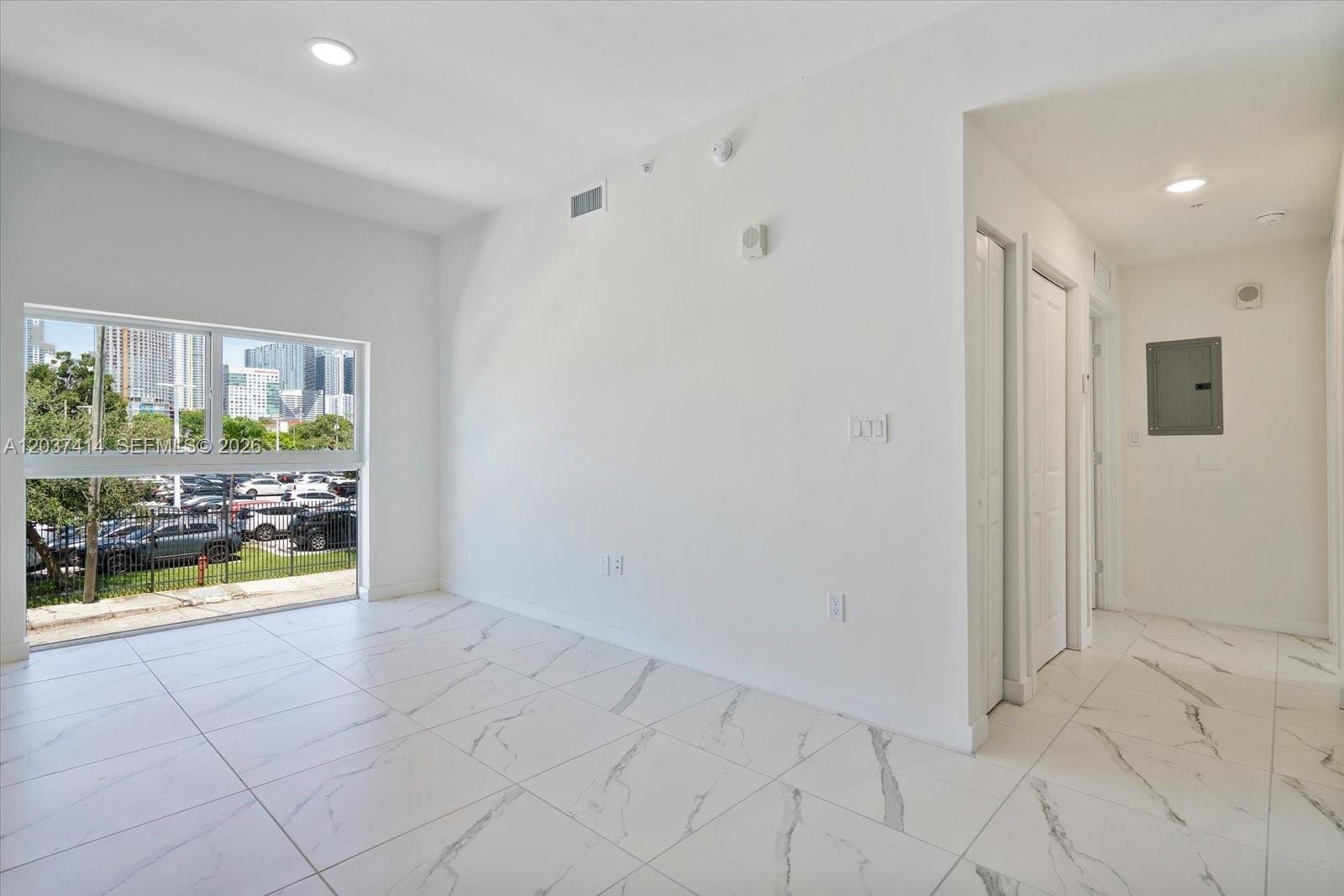 420 SW 7th Ave # 304, Miami FL 33130 photo 2
