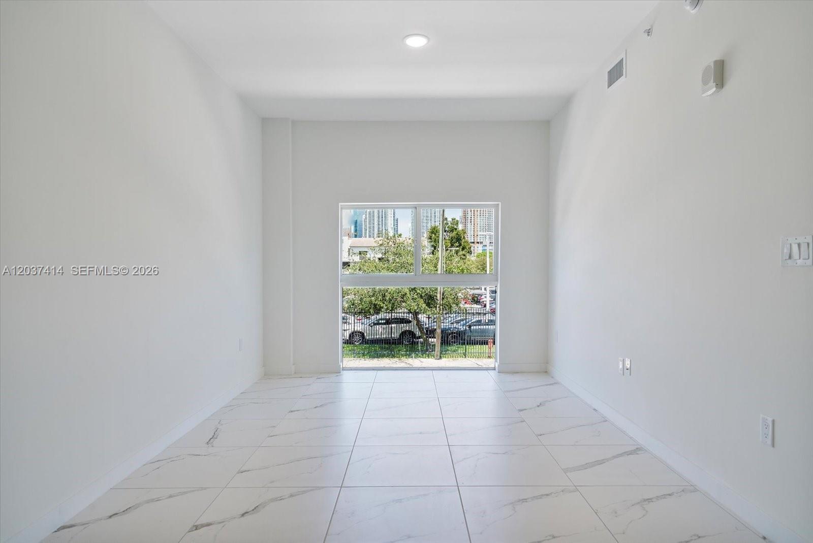 420 SW 7th Ave # 304, Miami FL 33130 photo 3
